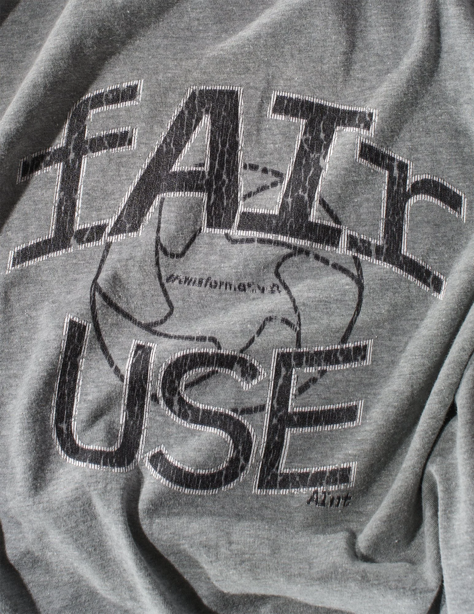 AInt-fAIr-USE-t-shirt-detail.jpg