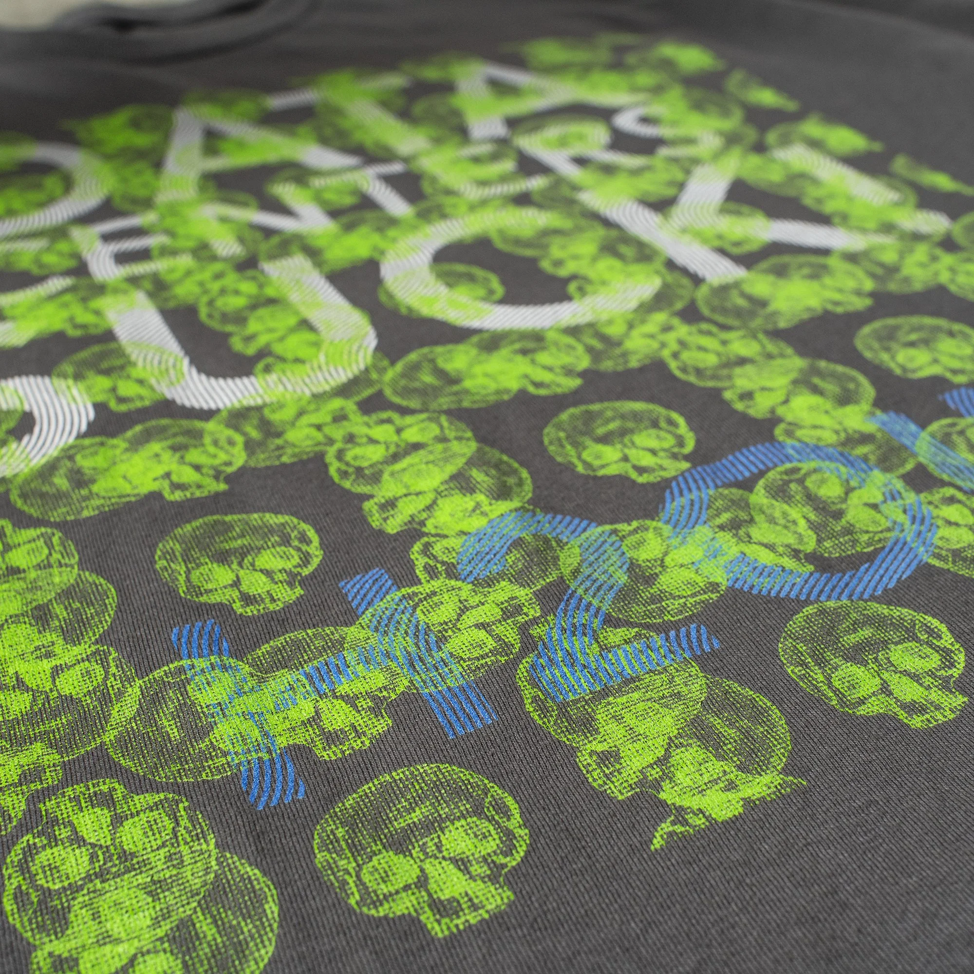 AInt-data-centers-suck-t-shirt-H2O-detail.jpg