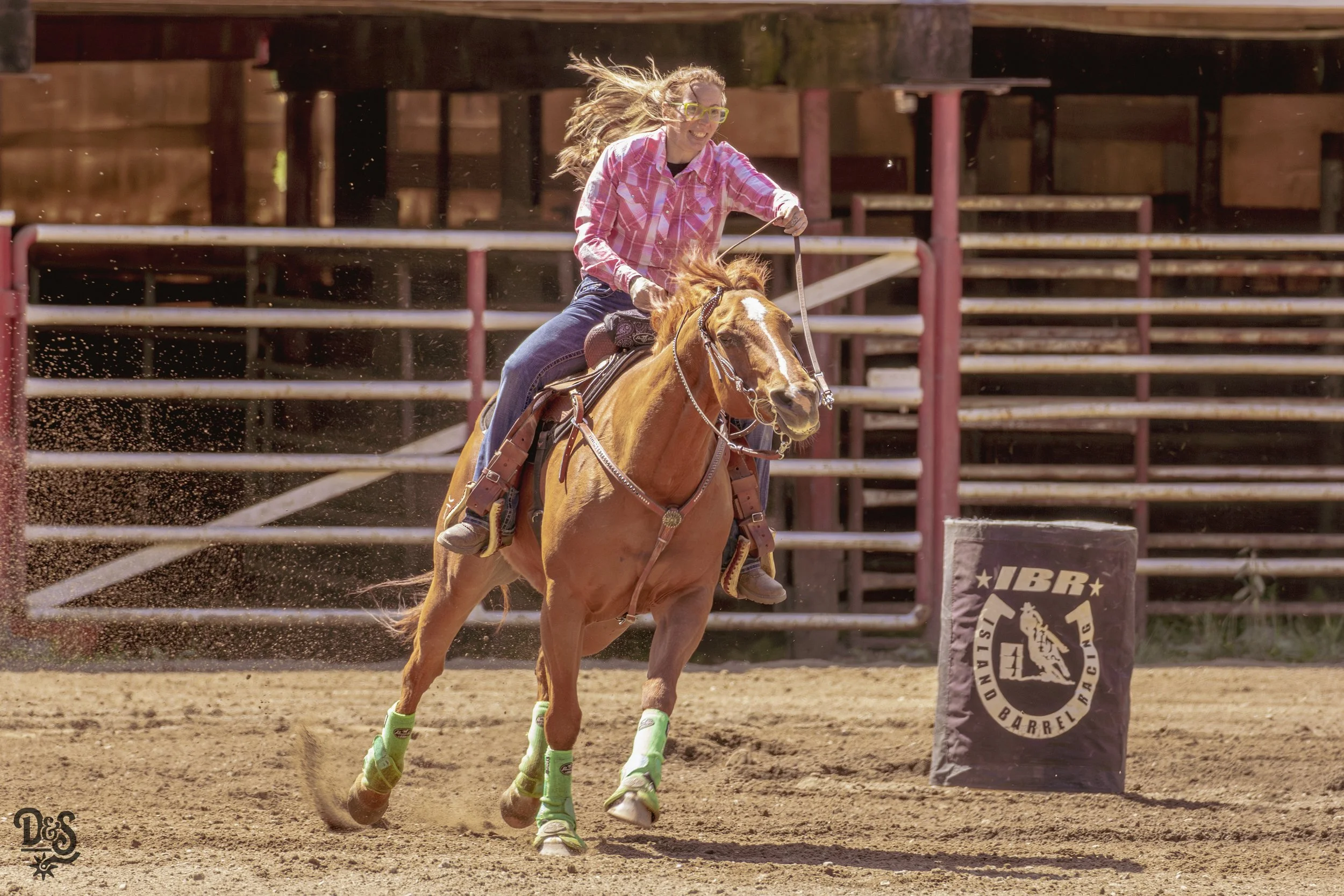barrel-racing-horse-photographer-home.jpg