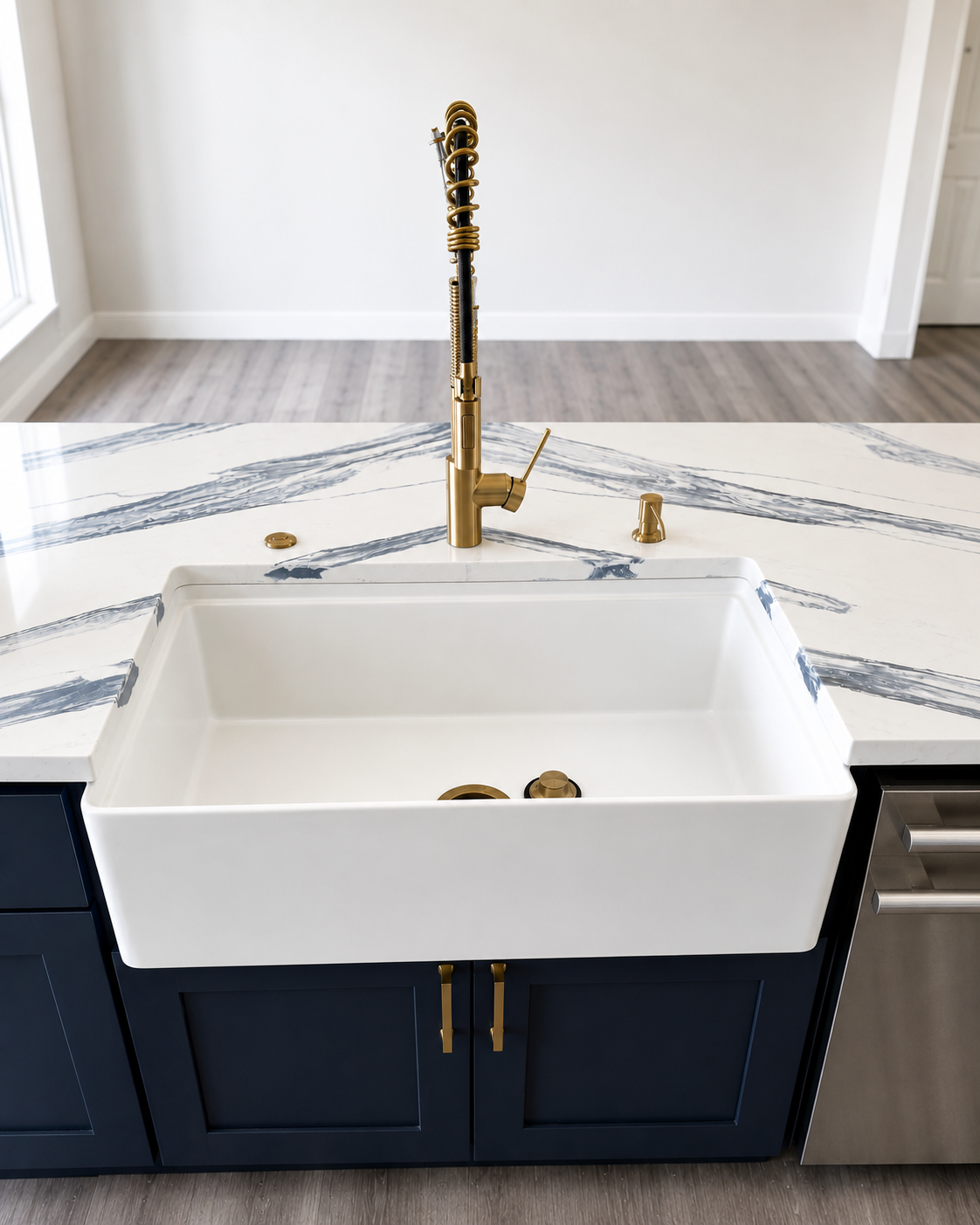 Precision installation meets modern design. This custom farmhouse sink and premium pull-down facet were expertly installed to deliver both exceptional performance and a clean, elegant finish. At Reliable Flow Plumbing every detail matters.