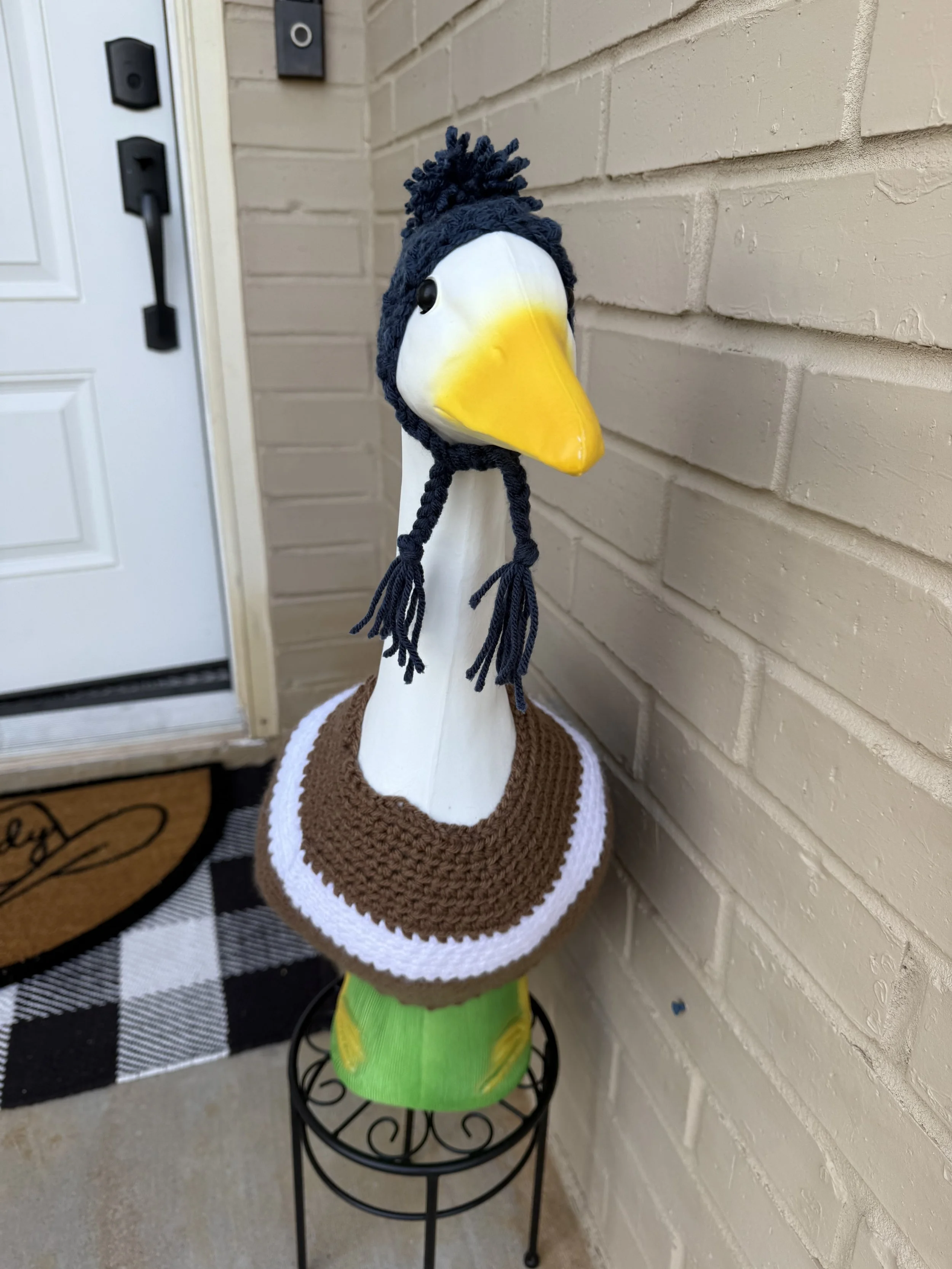 Crochet Football Goose Outfit.jpg
