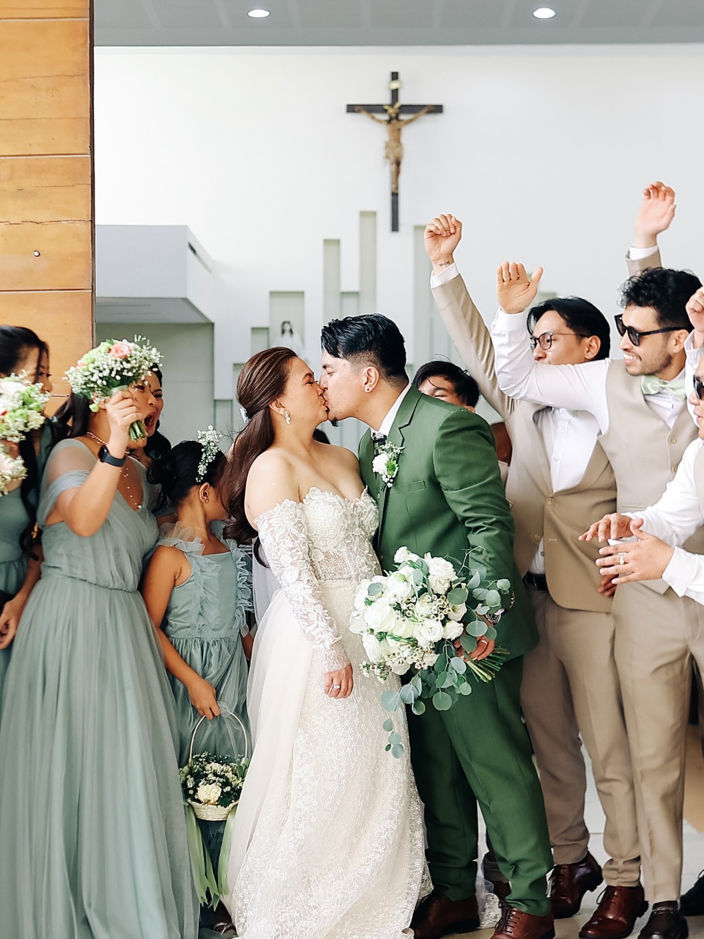 A day full of love and promises. 💖
