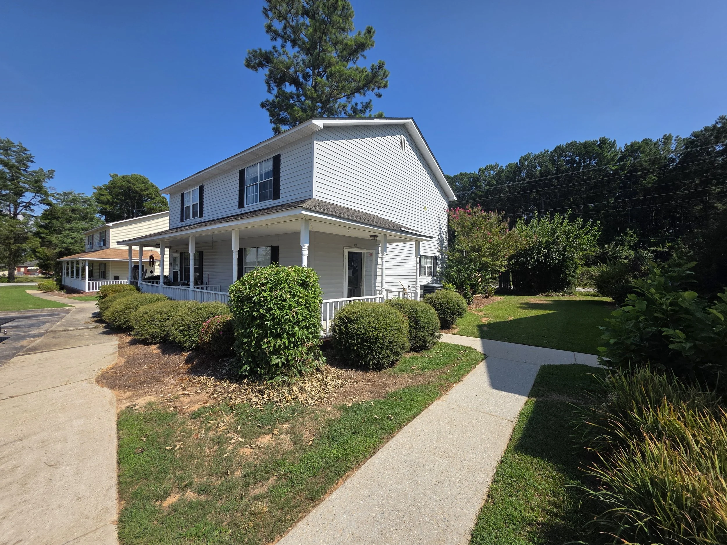 2-bedroom townhouse for rent at 107 Country Village Ct in Greenwood, SC with wraparound porch