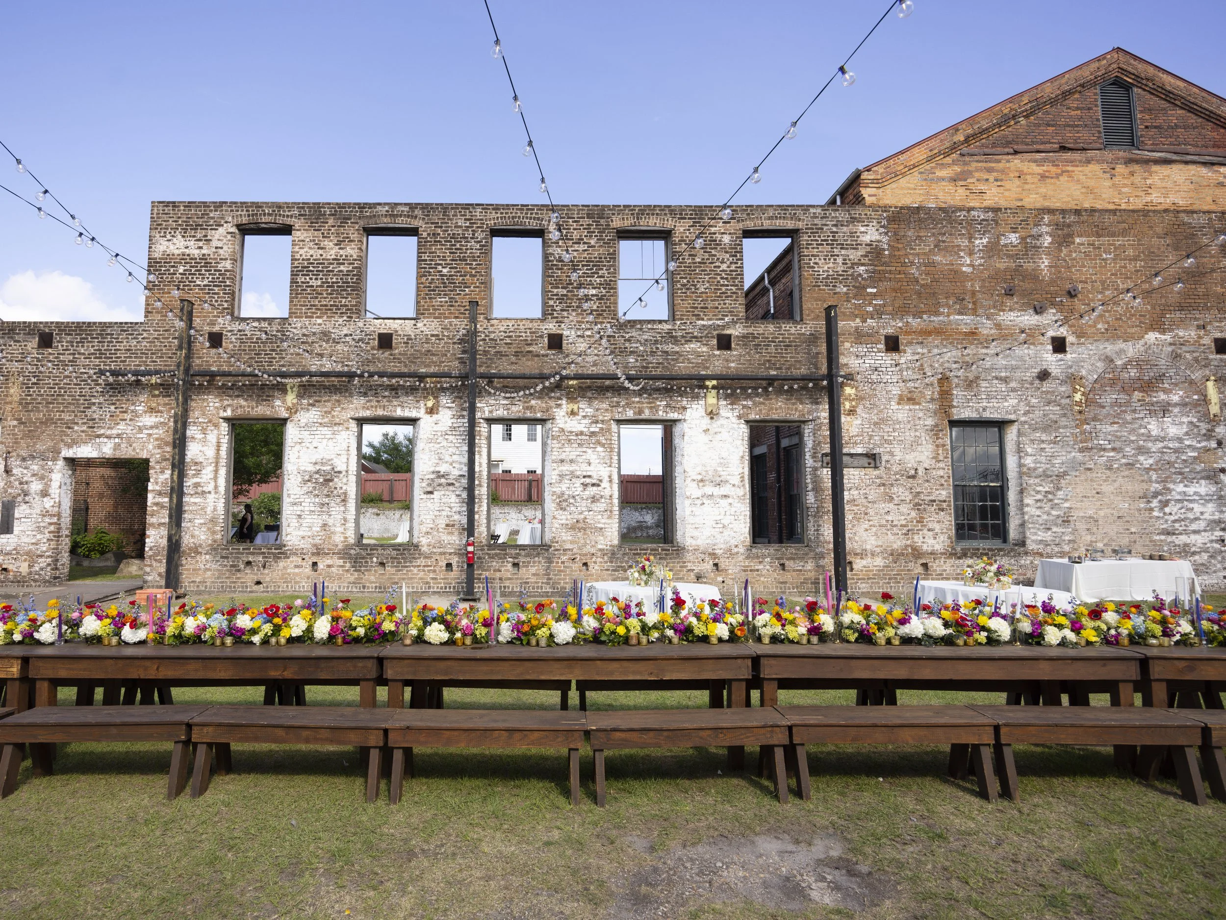 HollidayWeddingDecor_AK64.jpeg