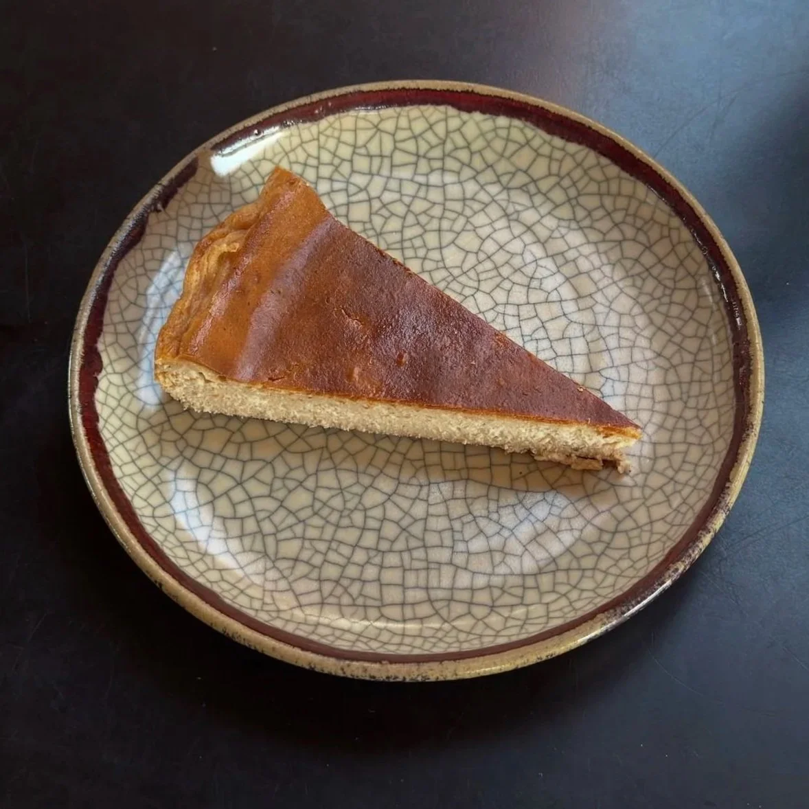 thai tea burnt basque cheesecake