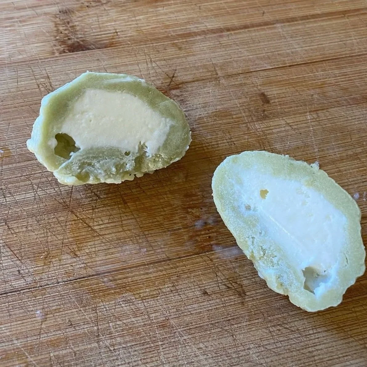 green tea & vanilla mochi ice cream
