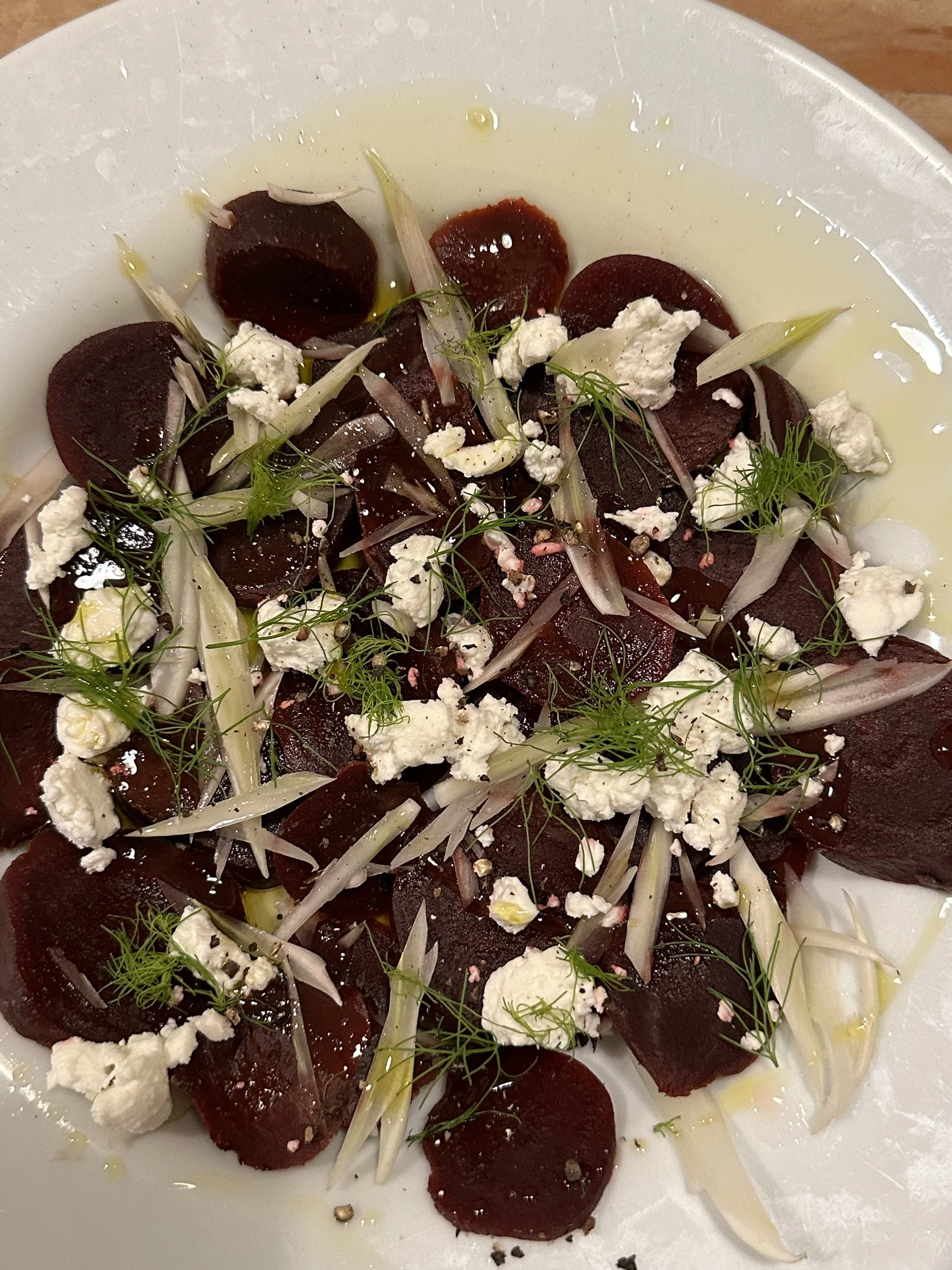 beet goat cheese salad