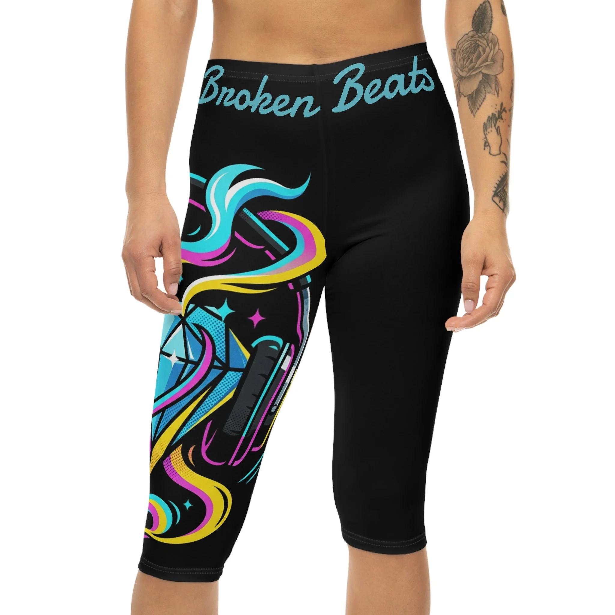 Broken Beats Capri Leggings ™