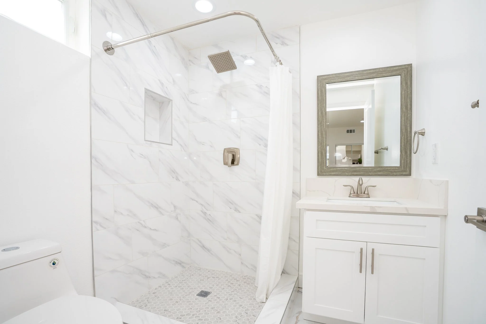 Low_1286_35th_0028.jpg