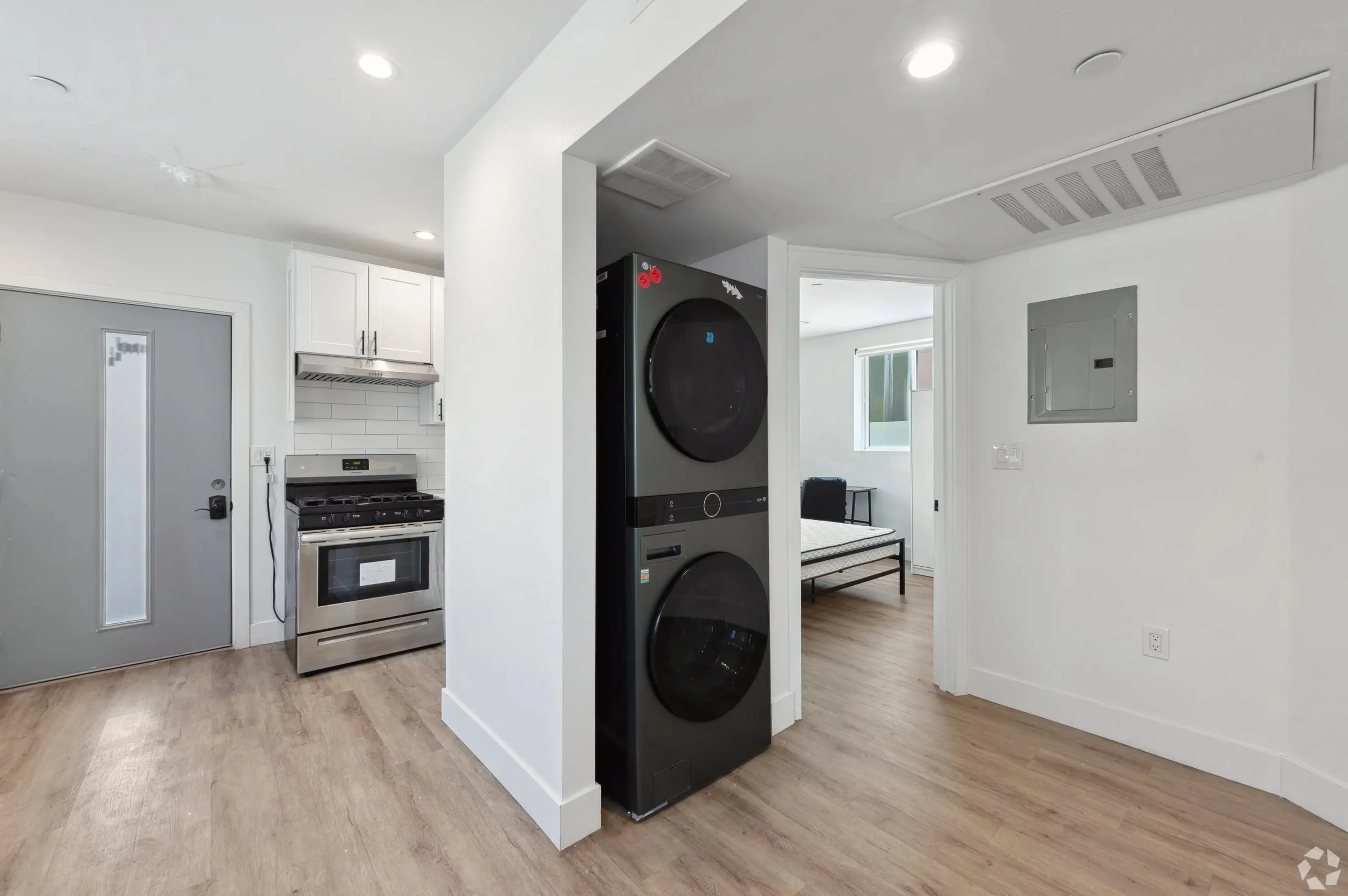 In-Unit Washer and Dryer