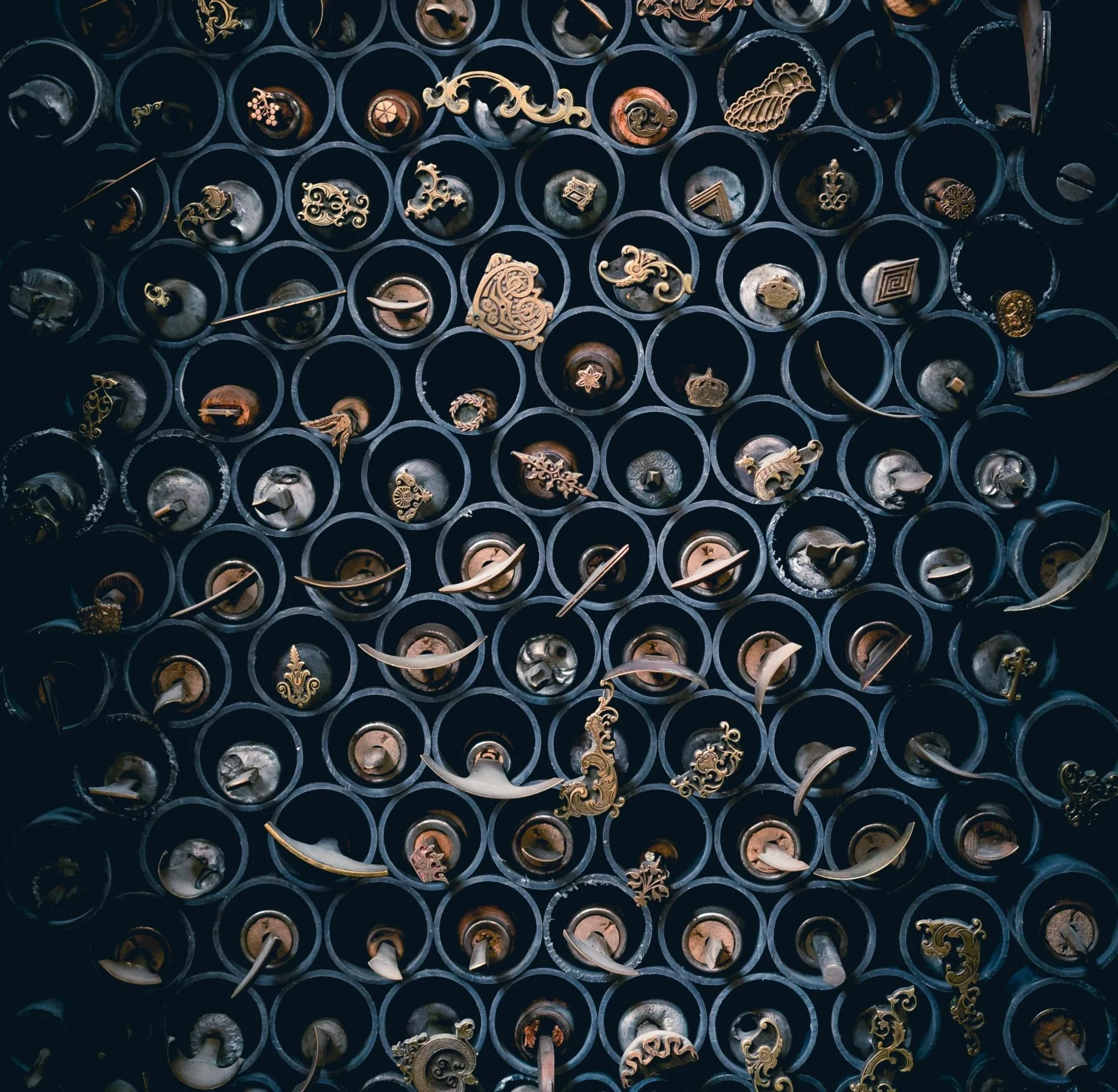 Mimics, Patterns, and Echoes