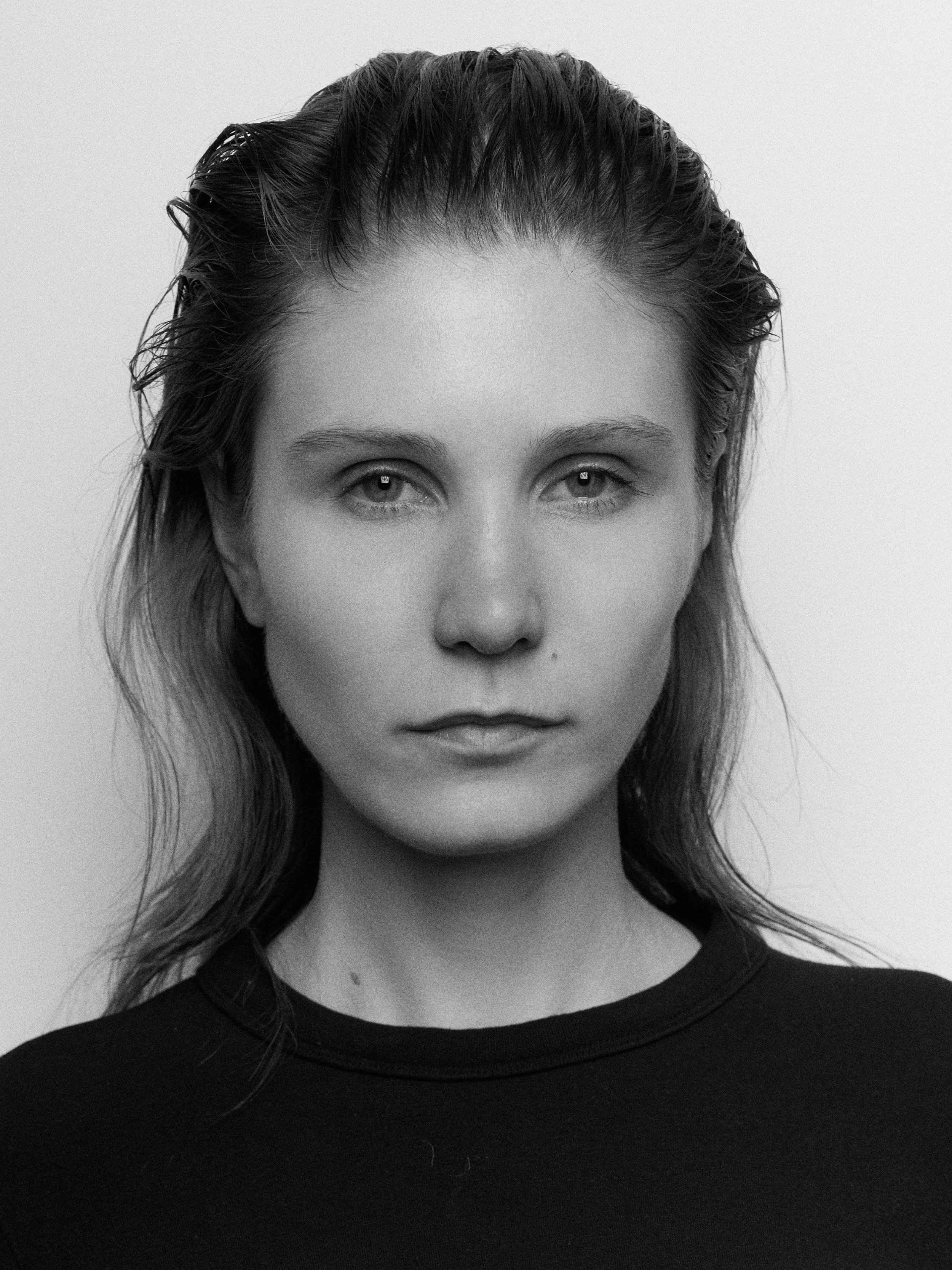 B&W.JPG