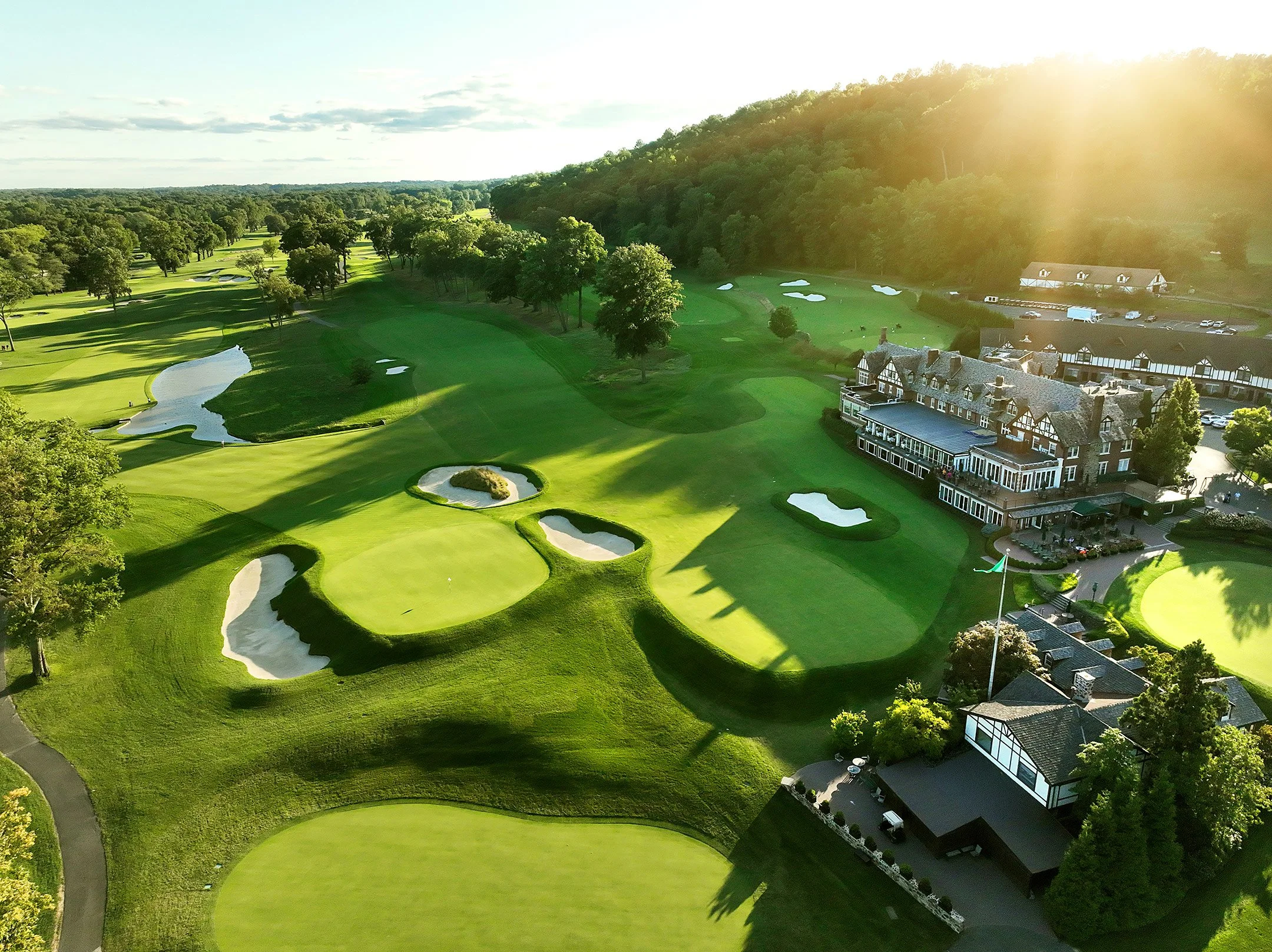 Bultusrol-Golf-Course-18th-hole-Clubhouse-Sunset-Jeremy-Frechette-b.jpg