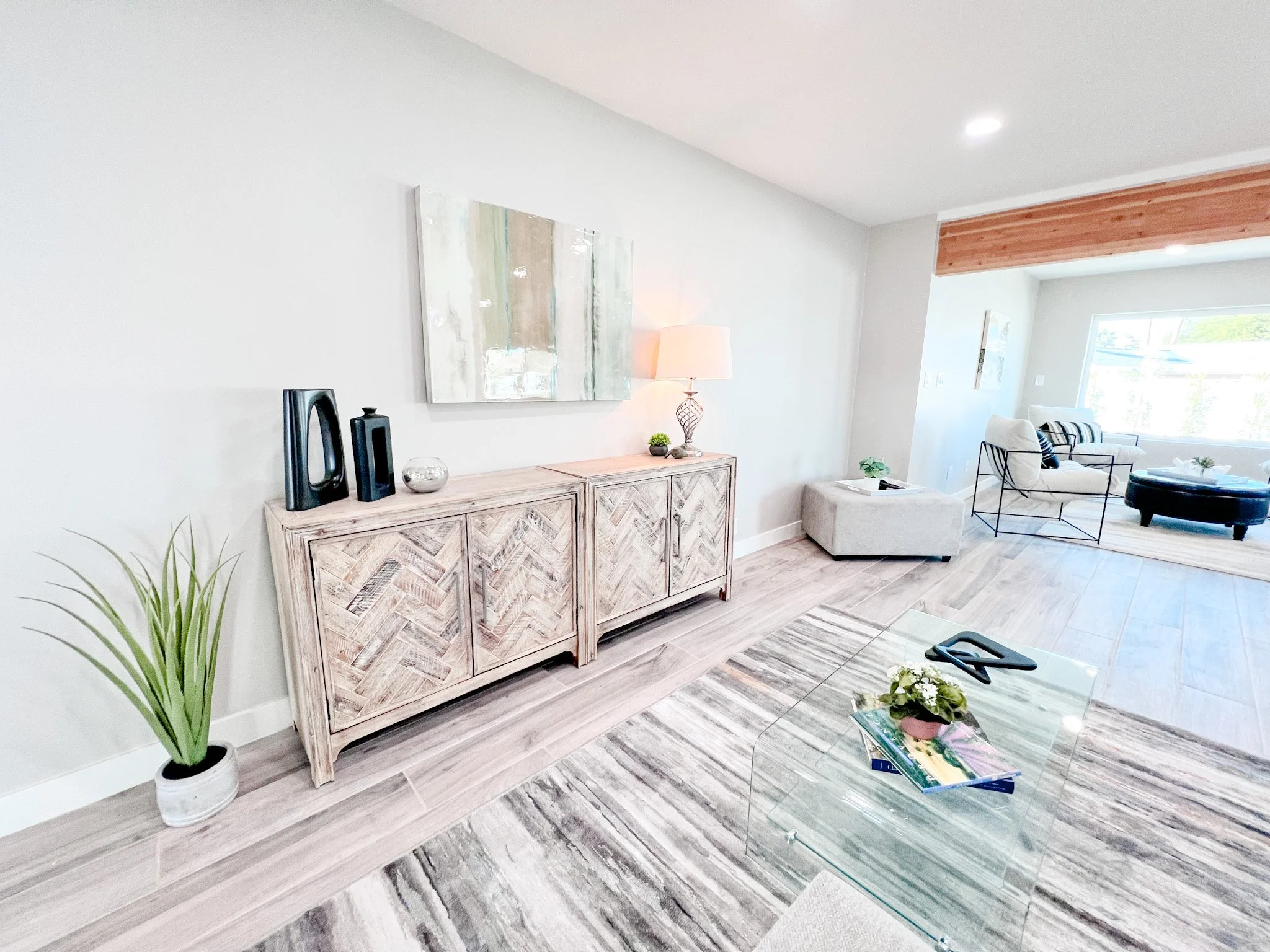 6 E Piping Rock Living Room 3 After.jpg