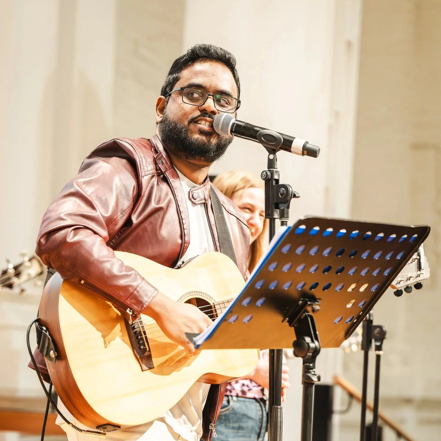 Aaron Anand Lee is a powerhouse Malaysian singer, songwriter, and live entertainer currently based in Melbourne, Australia. Boasting over two decades of professional performing experience across Malaysia, Aaron captured international attention as a s