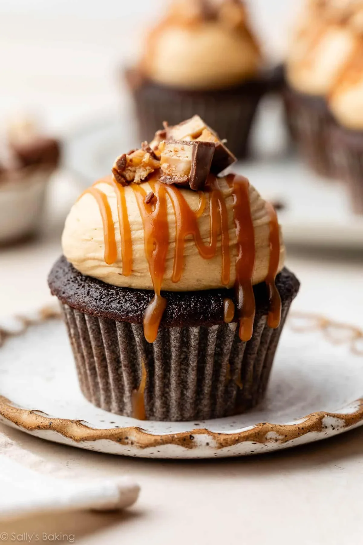 Snickers Cupcake