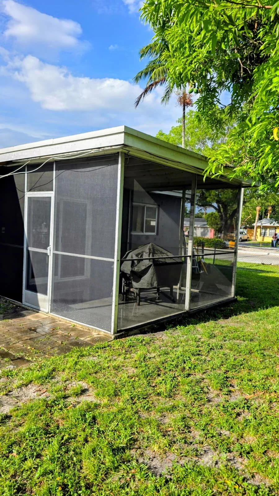patio renovation-patio screen repair