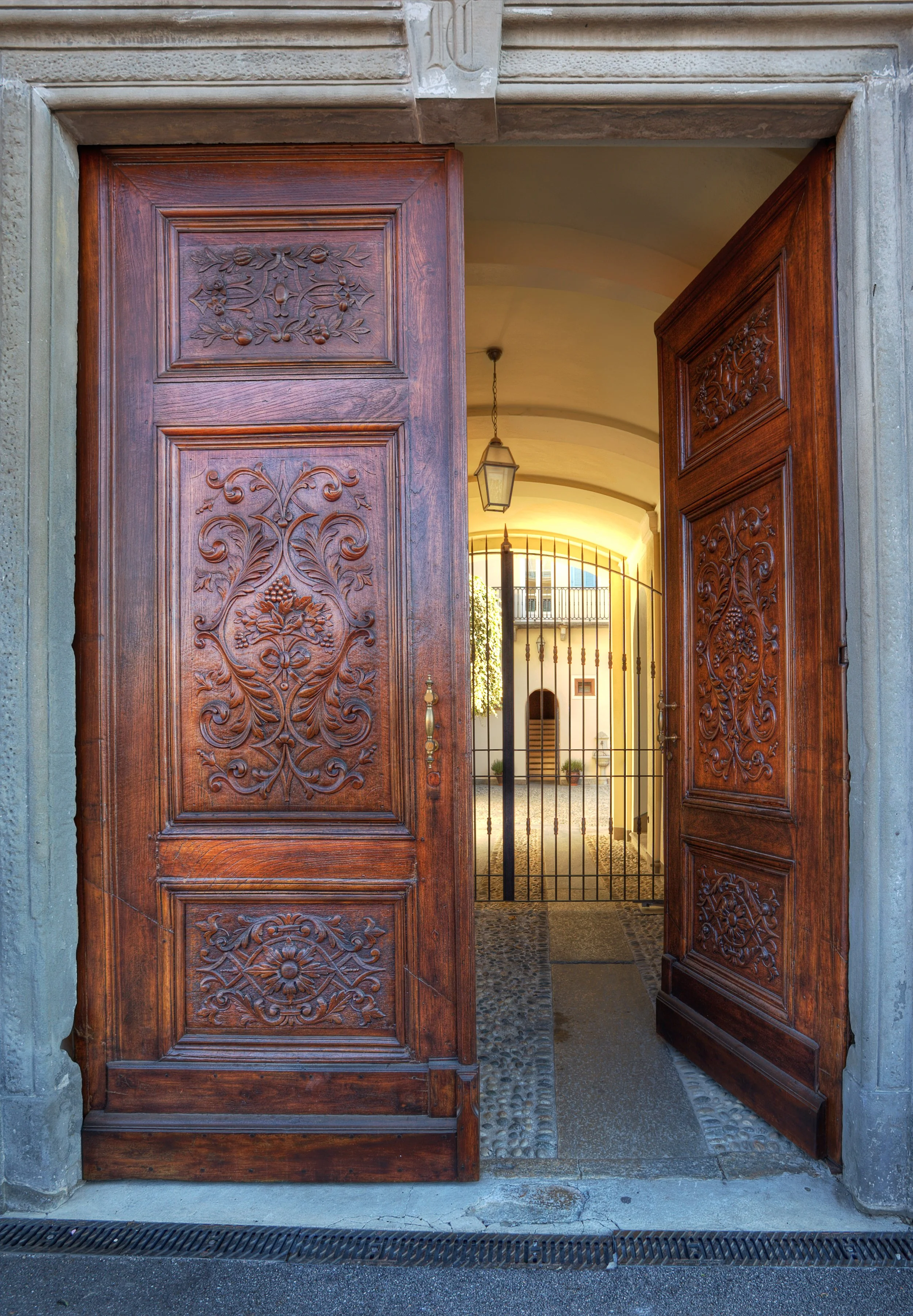 Open doorway welcome let's talk
