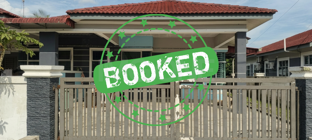 Single Storey Semi-D House at Taman Sawit Ria, Kulai