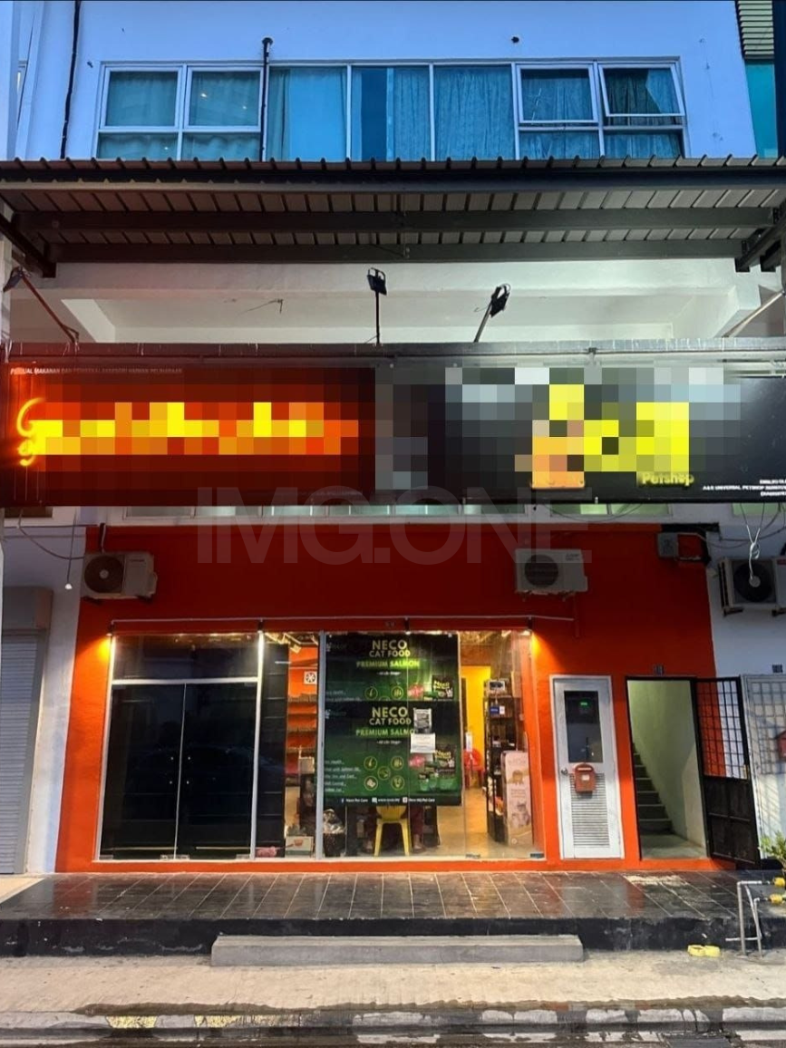 2.5-Storey Shop Lot at Nong Chik Riverside, Johor Bahru