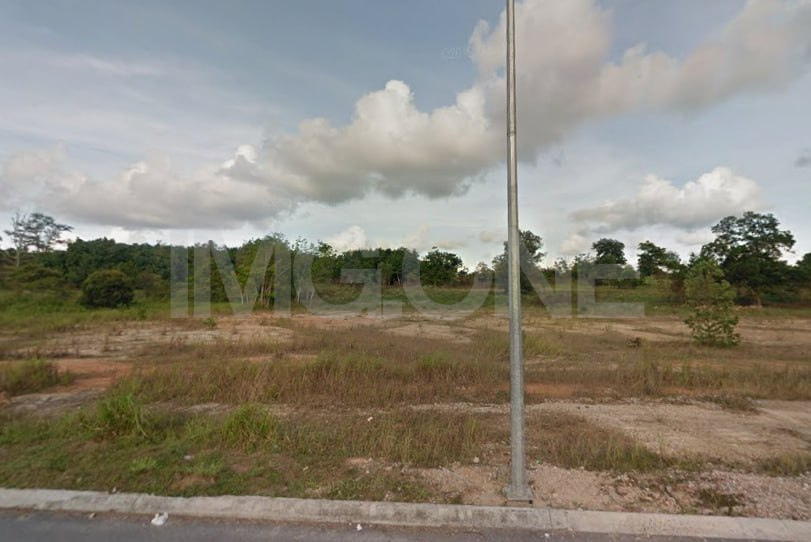 Building (Commercial) Land at Cahaya Baru, Masai