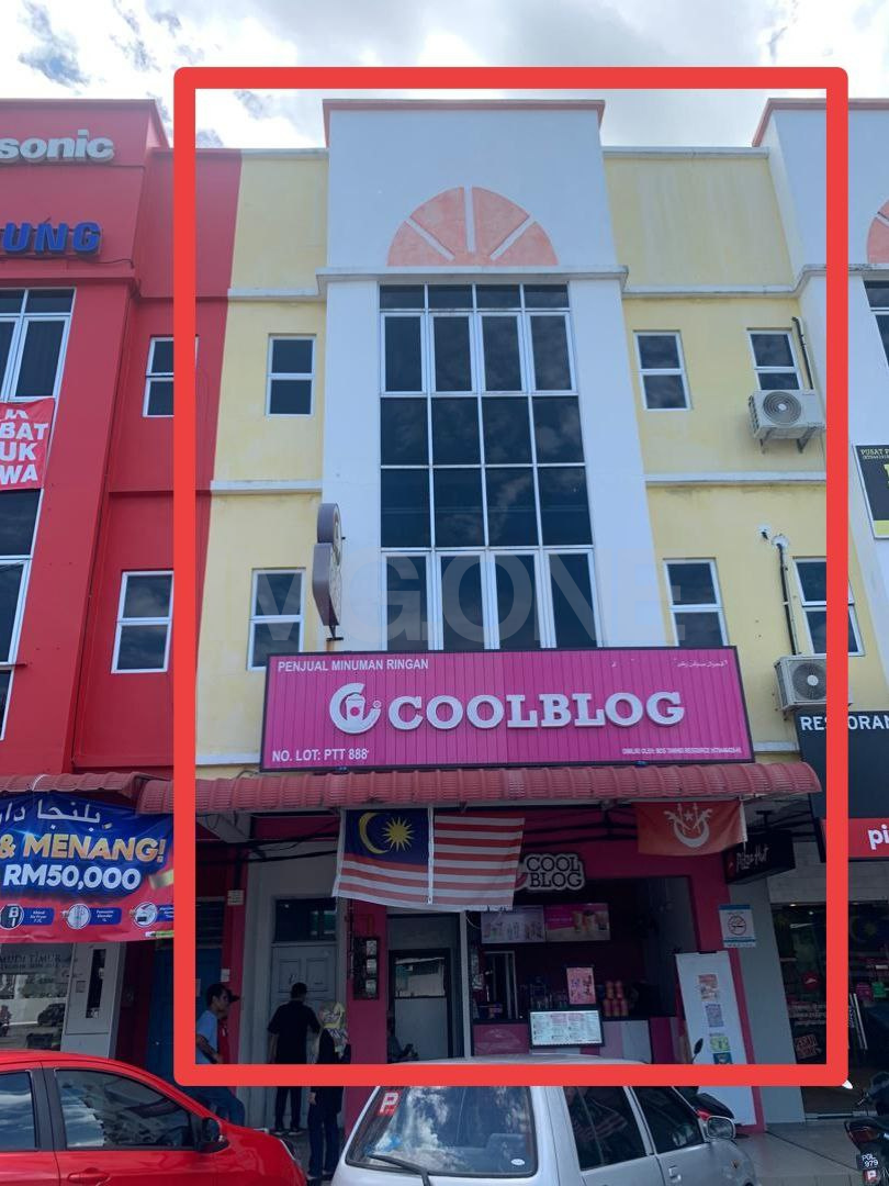 Three-Storey Shop Lot at Jalan Dato Keramat, Tumpat