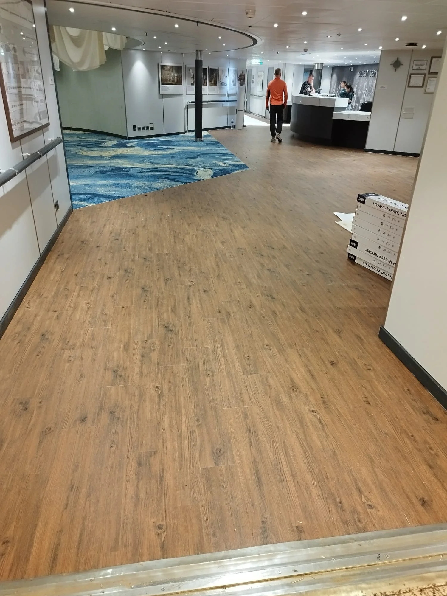 Montaj LVT