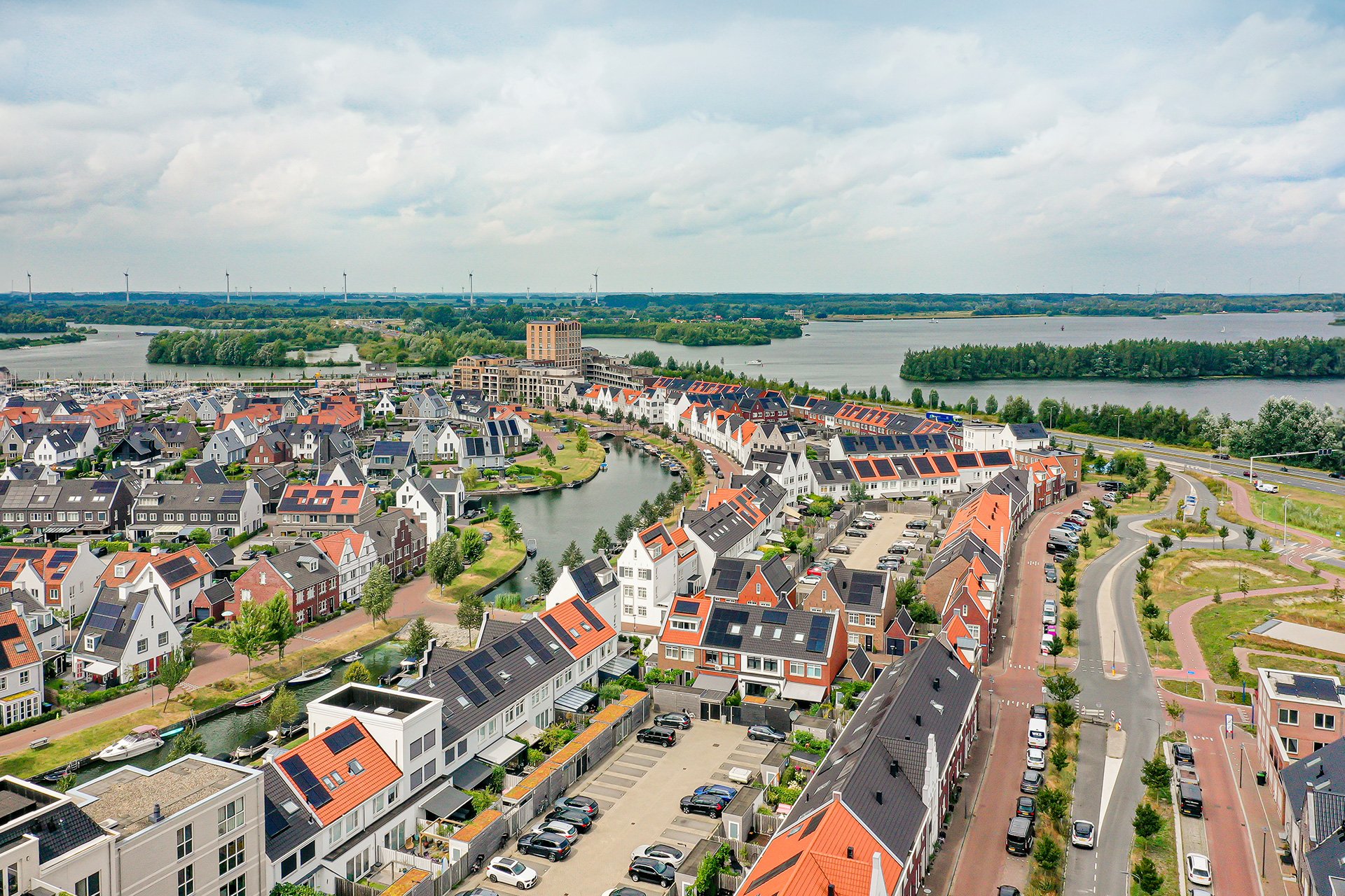 [Warmtenetwerk Harderwijk] [Harderwijk] [Dienstverlening] [Nieuwbouw] [In project] [Woningen] [Centraal WKO Systeem]