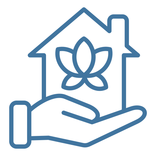Hand, die ein Haus mit einer Blume in der Mitte hält, symbolisiert Umwelt- oder Naturschutz.