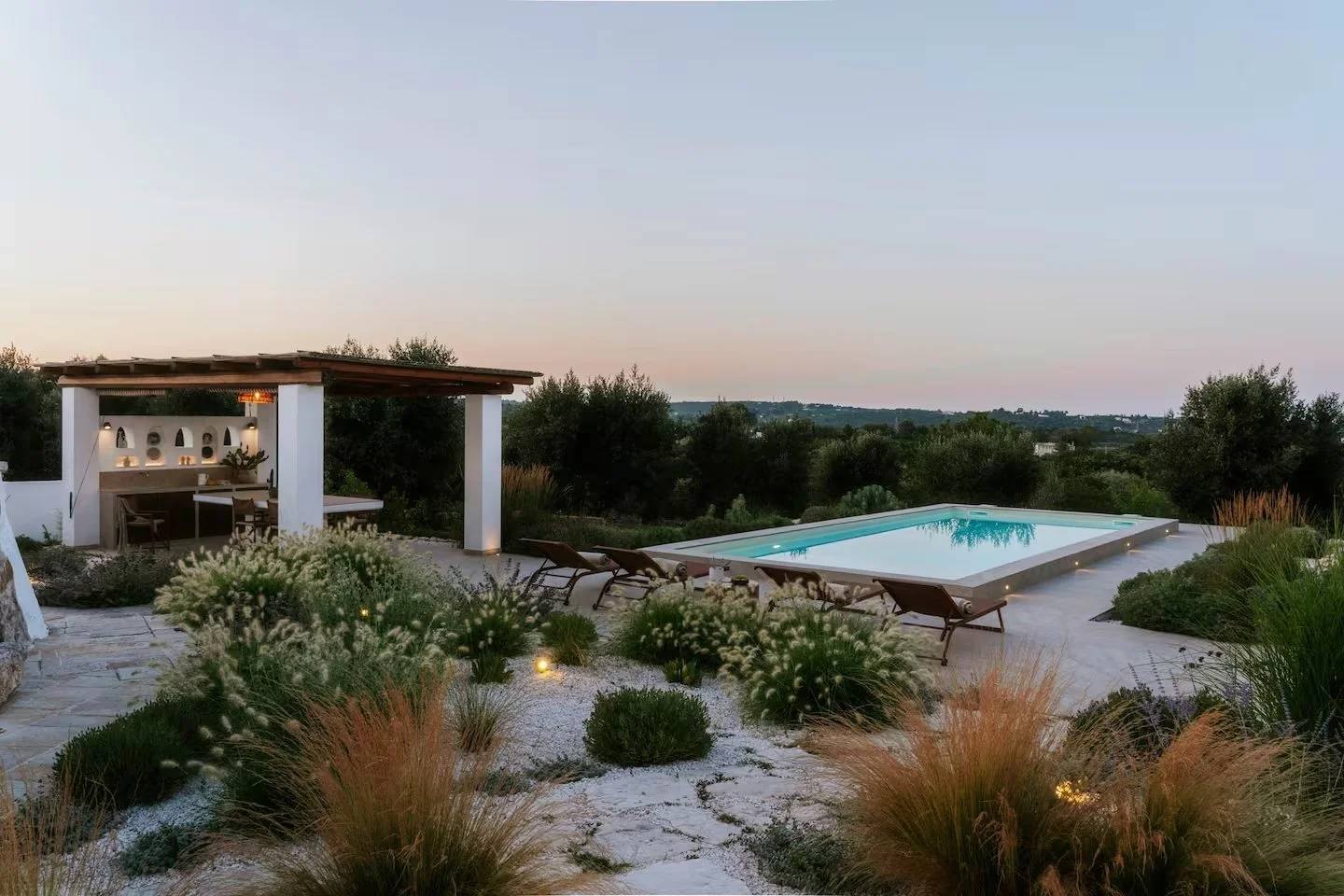 Trullo Esteso.jpg