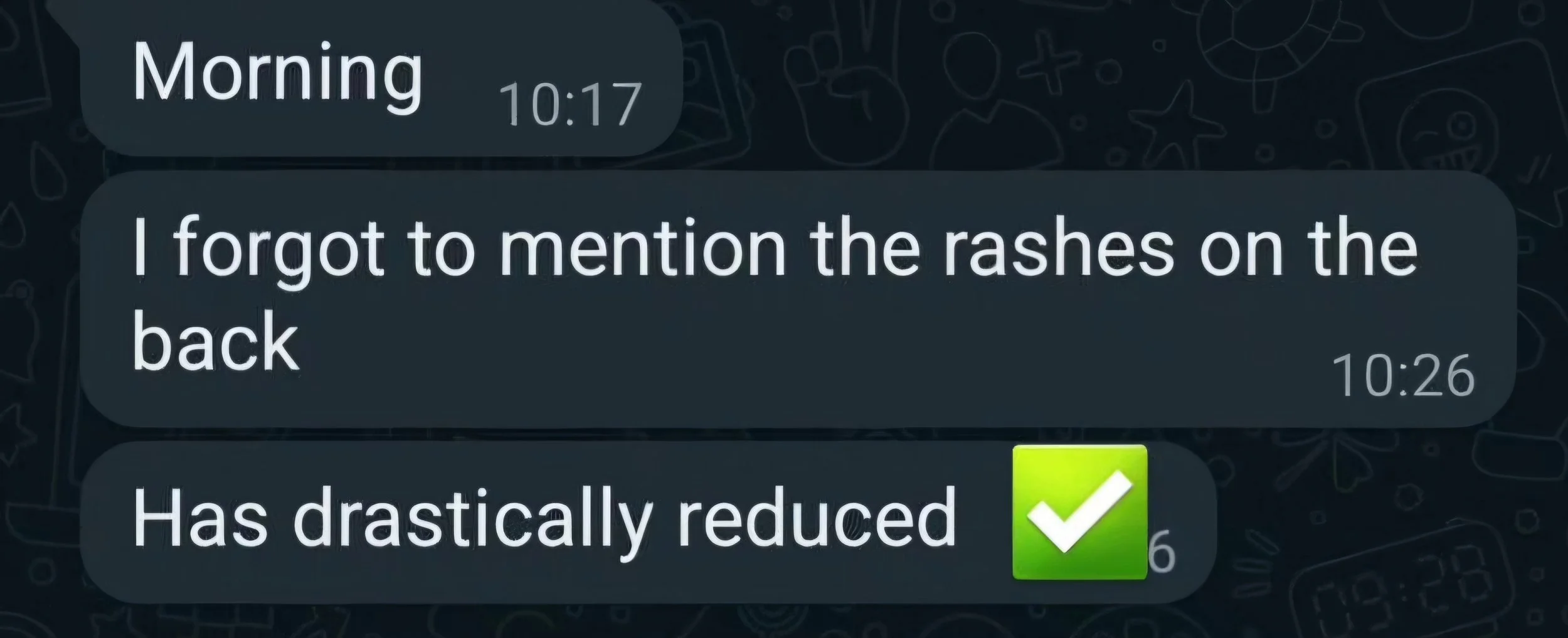 Text message from a messaging app showing a conversation about scars on the back, with timestamps 10:17 and 10:26, and a green checkmark indicating the issue has been drastically reduced.
