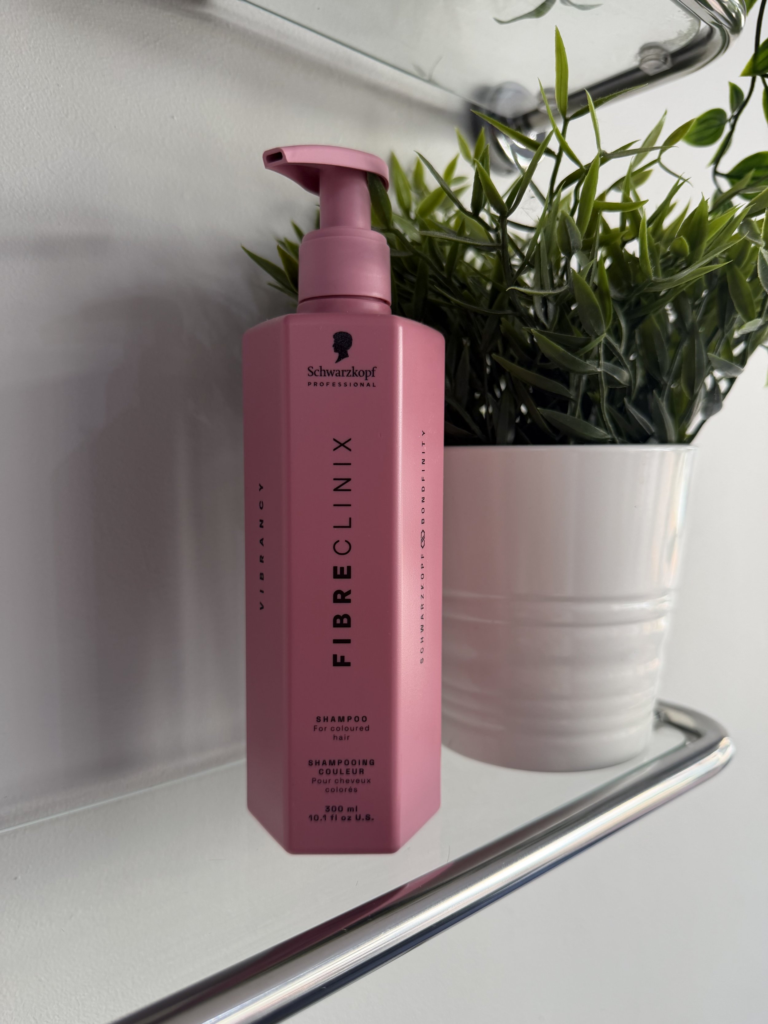 Fibre Clinix Vibrancy Shampoo