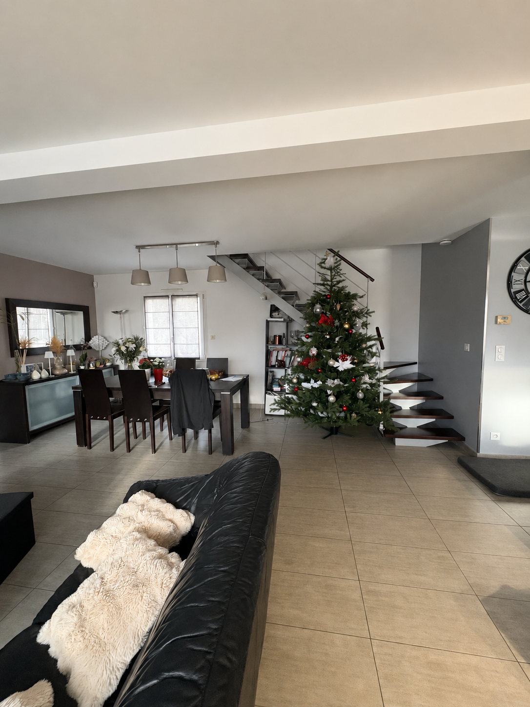 renovation-maison-limonest-avant7.png