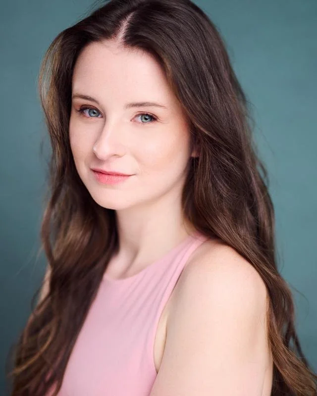Ali-Dusinberre-Headshot (1).jpg
