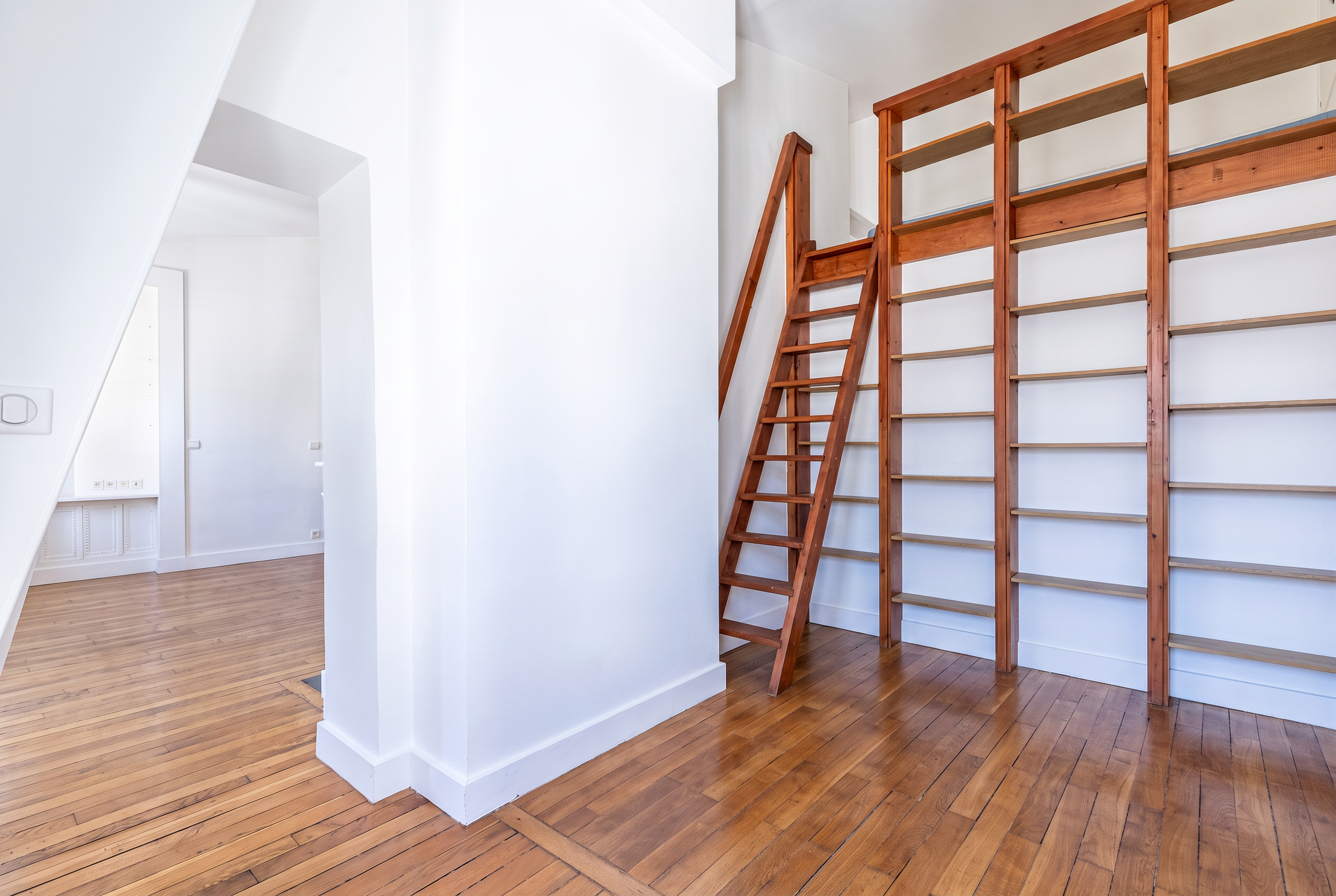 Chambre et bureau en mezzanine