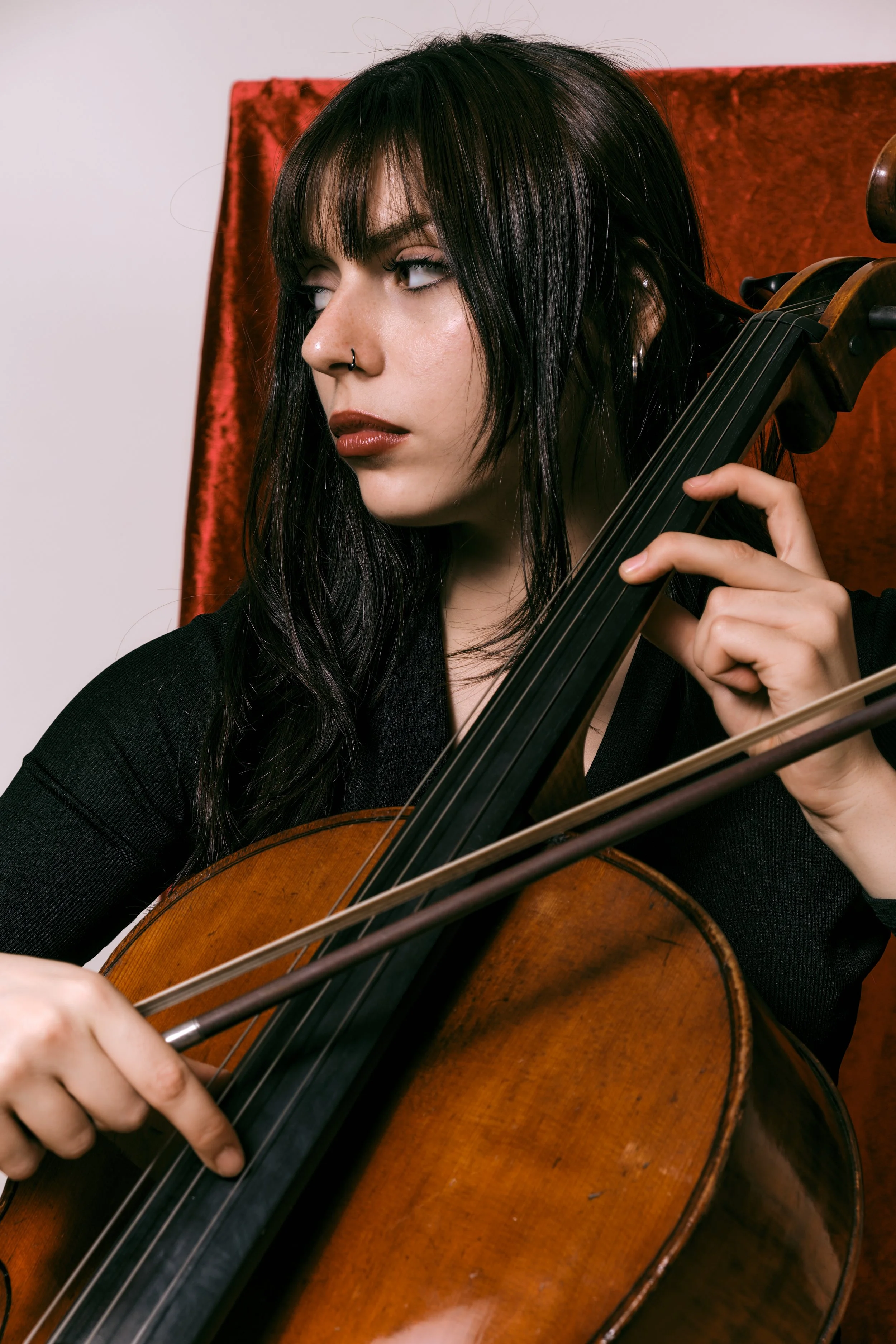 Daphny with cello4440.jpg