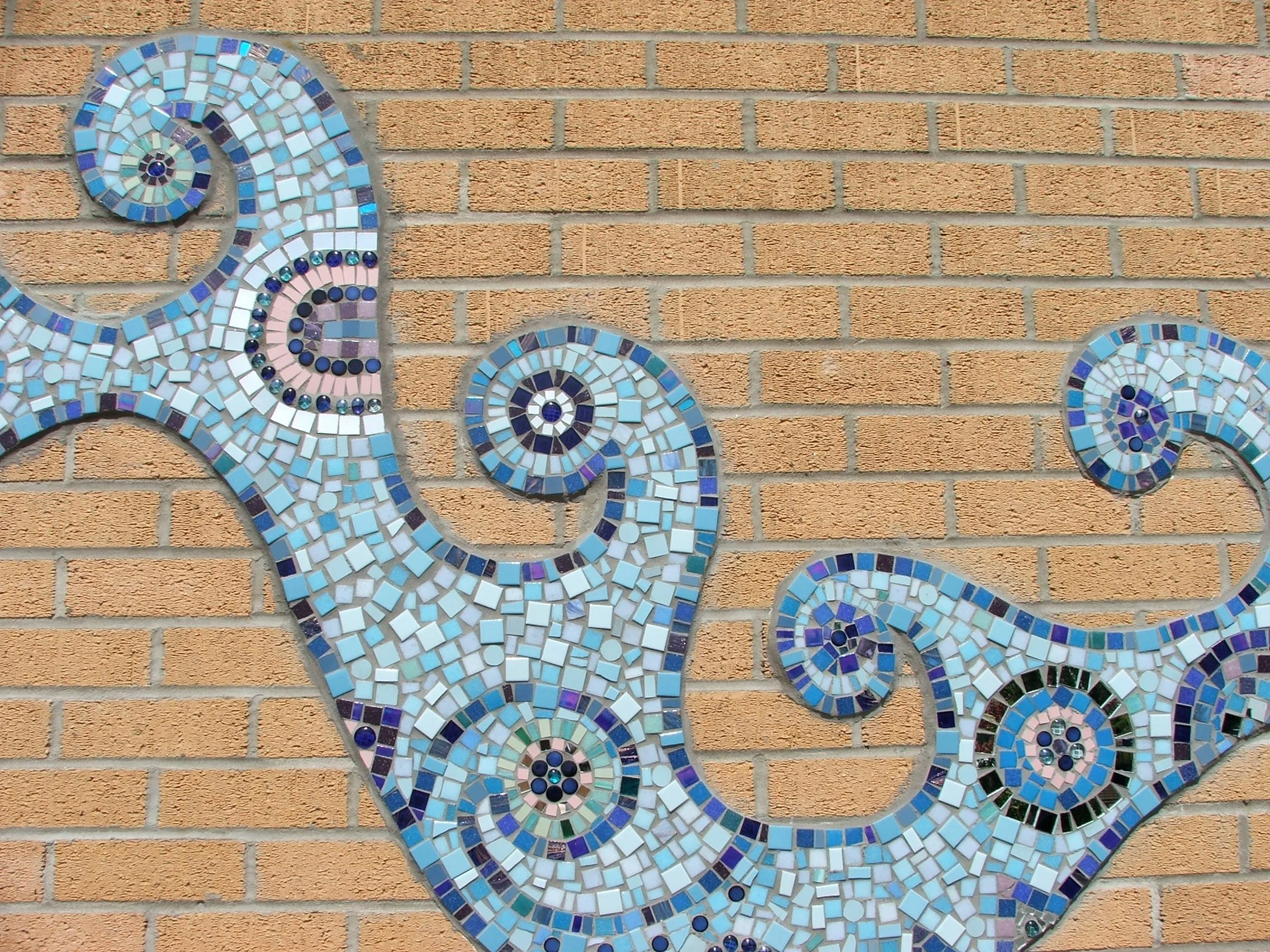 HILLSIDE-DETAIL.JPG