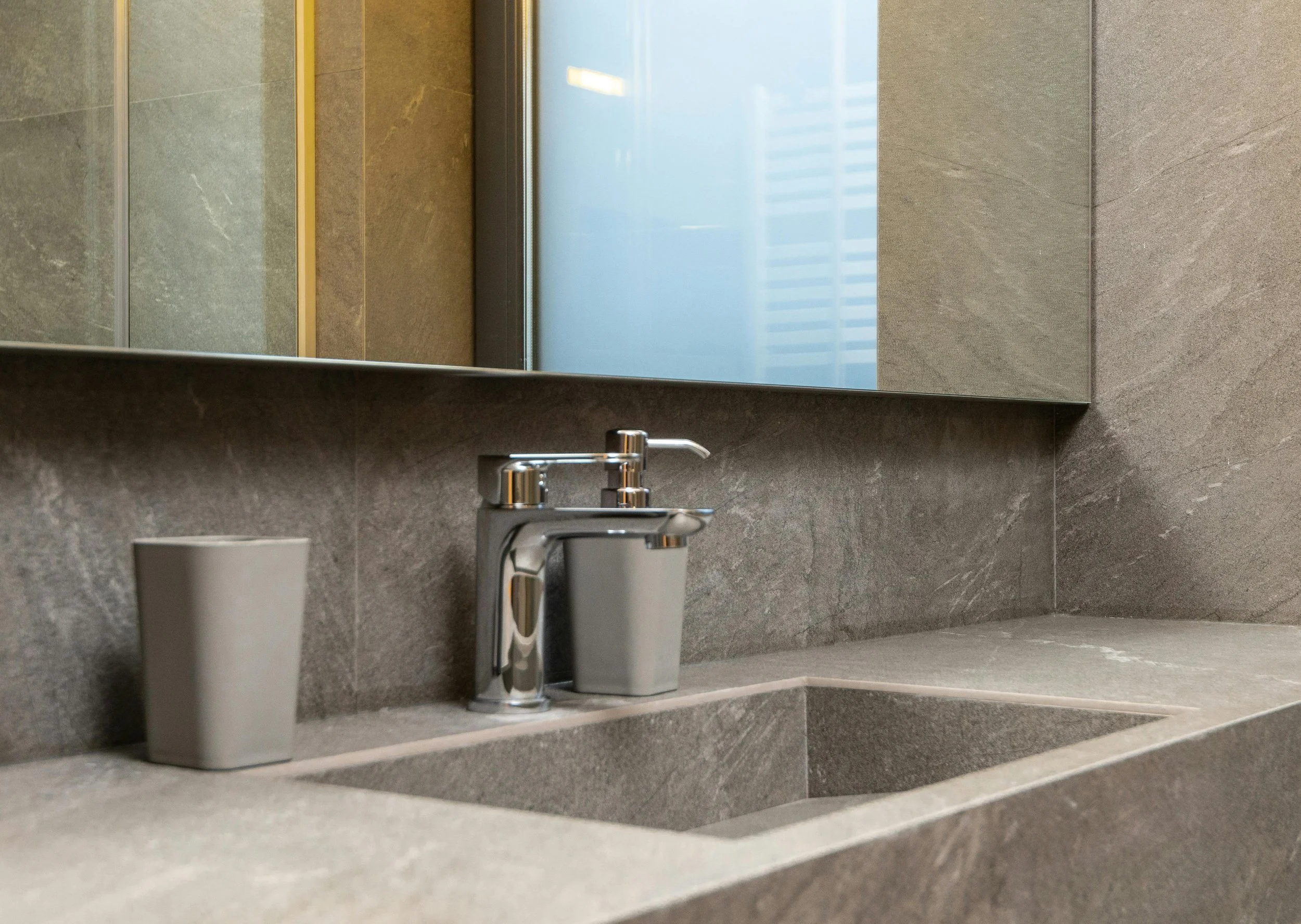 Why London Businesses Rely on Professional Cleaners: The Mayfair Cleaning Difference