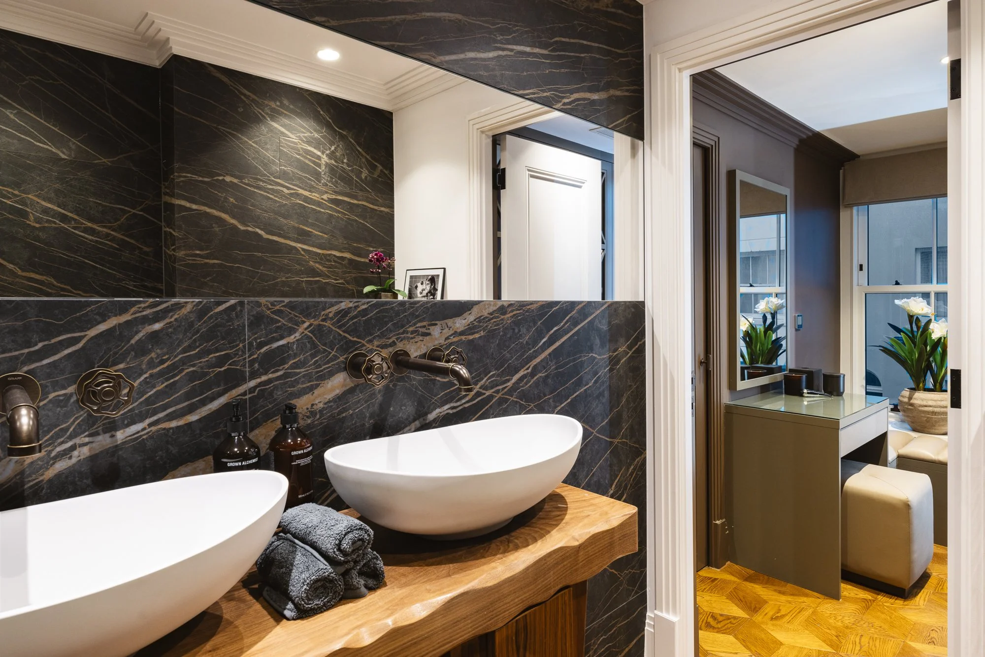 Cheval Place Apt 2 © Amy Hunter Photography (86).jpg