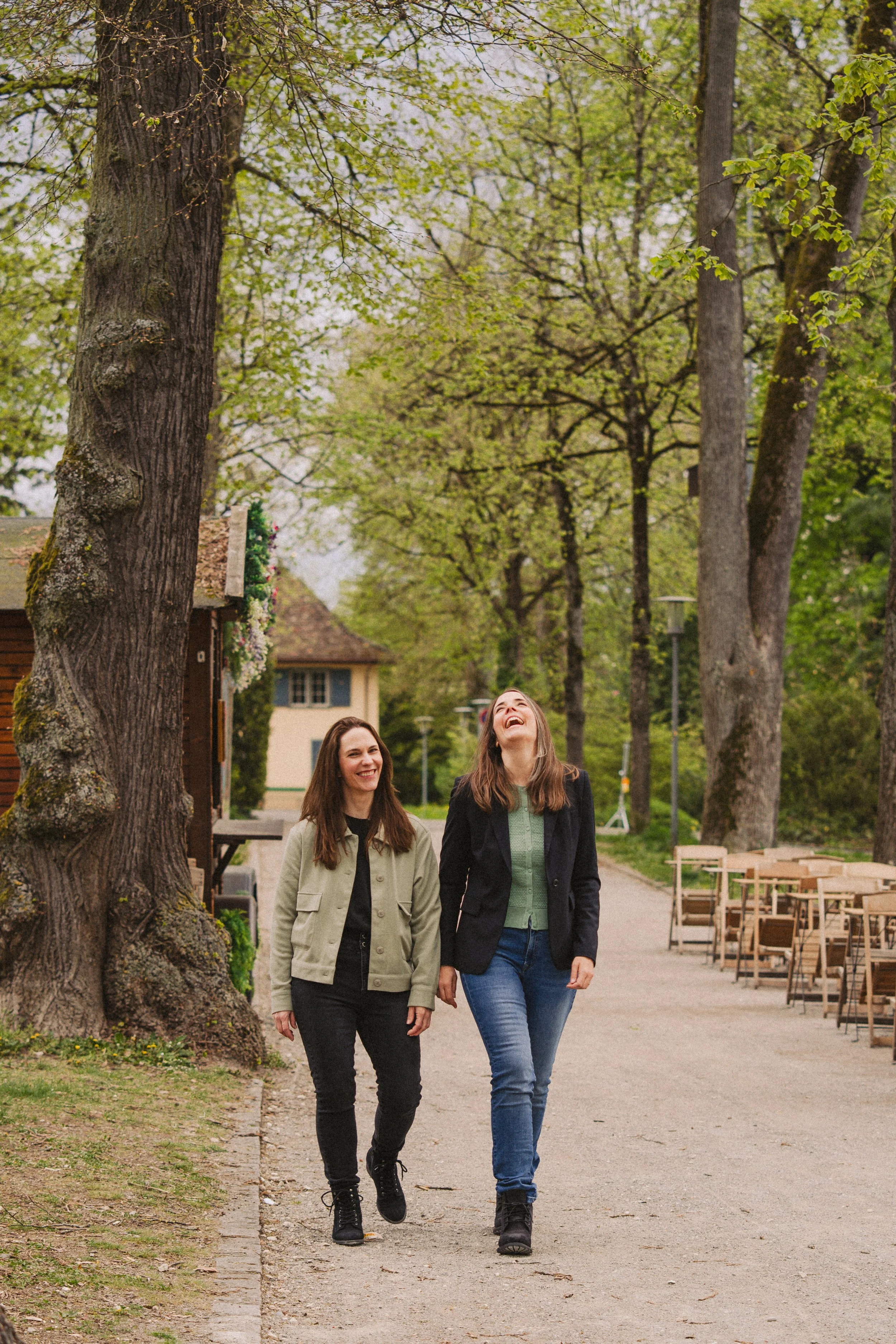 Neevio Schaffhausen - Start Ups, Business Frauen, Fotoreportagen, Branding und Business Fotos, Business Portraits und Teamfotos - deine Fotografin in Schaffhausen, Winterthur, Zürich, Thurgau