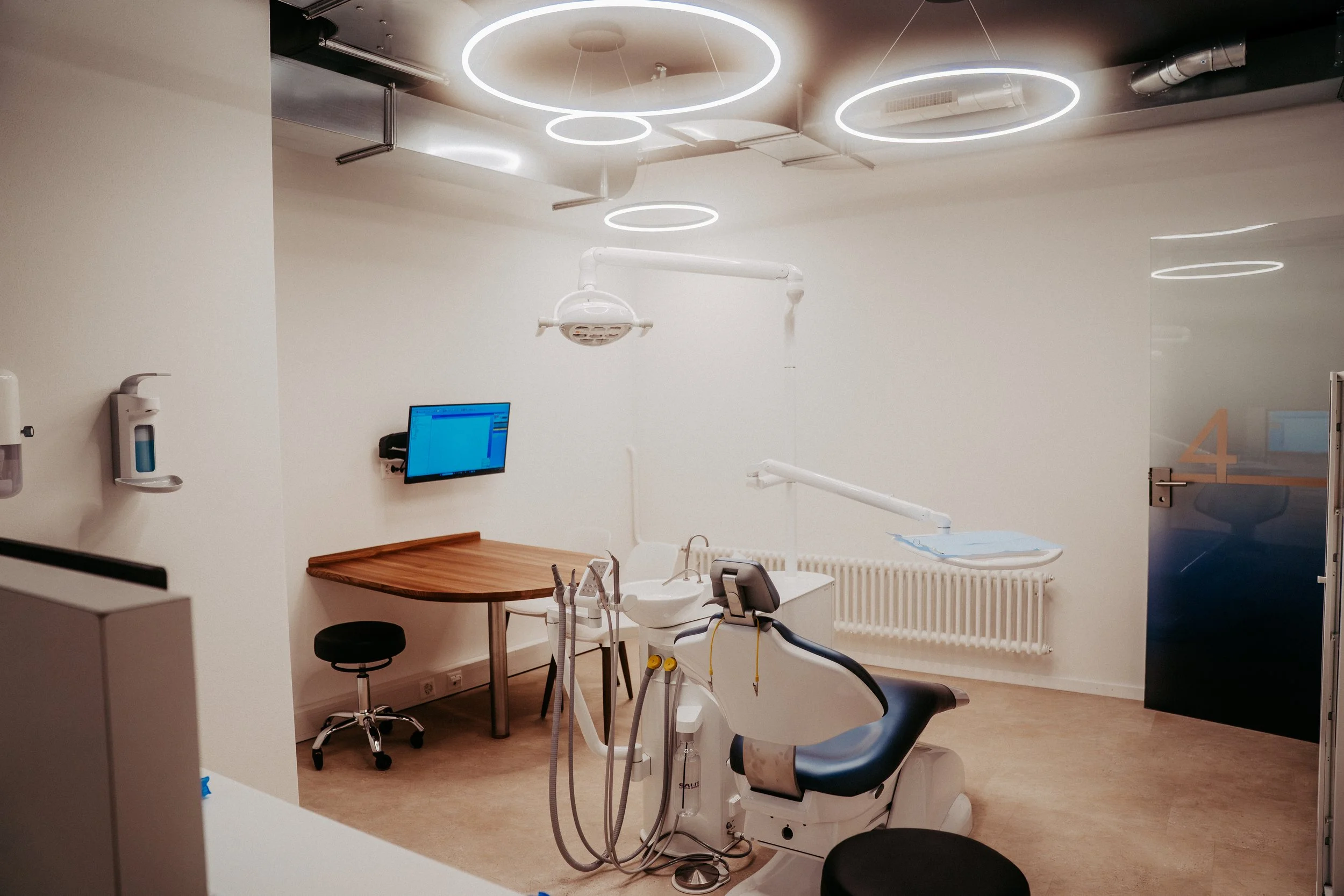 Egger Kieferorthopädie Schaffhausen - Praxisfotografie, Fotoreportagen und Business Fotos, Business Portraits und Teamfotos - deine Fotografin in Schaffhausen, Winterthur, Zürich, Thurgau