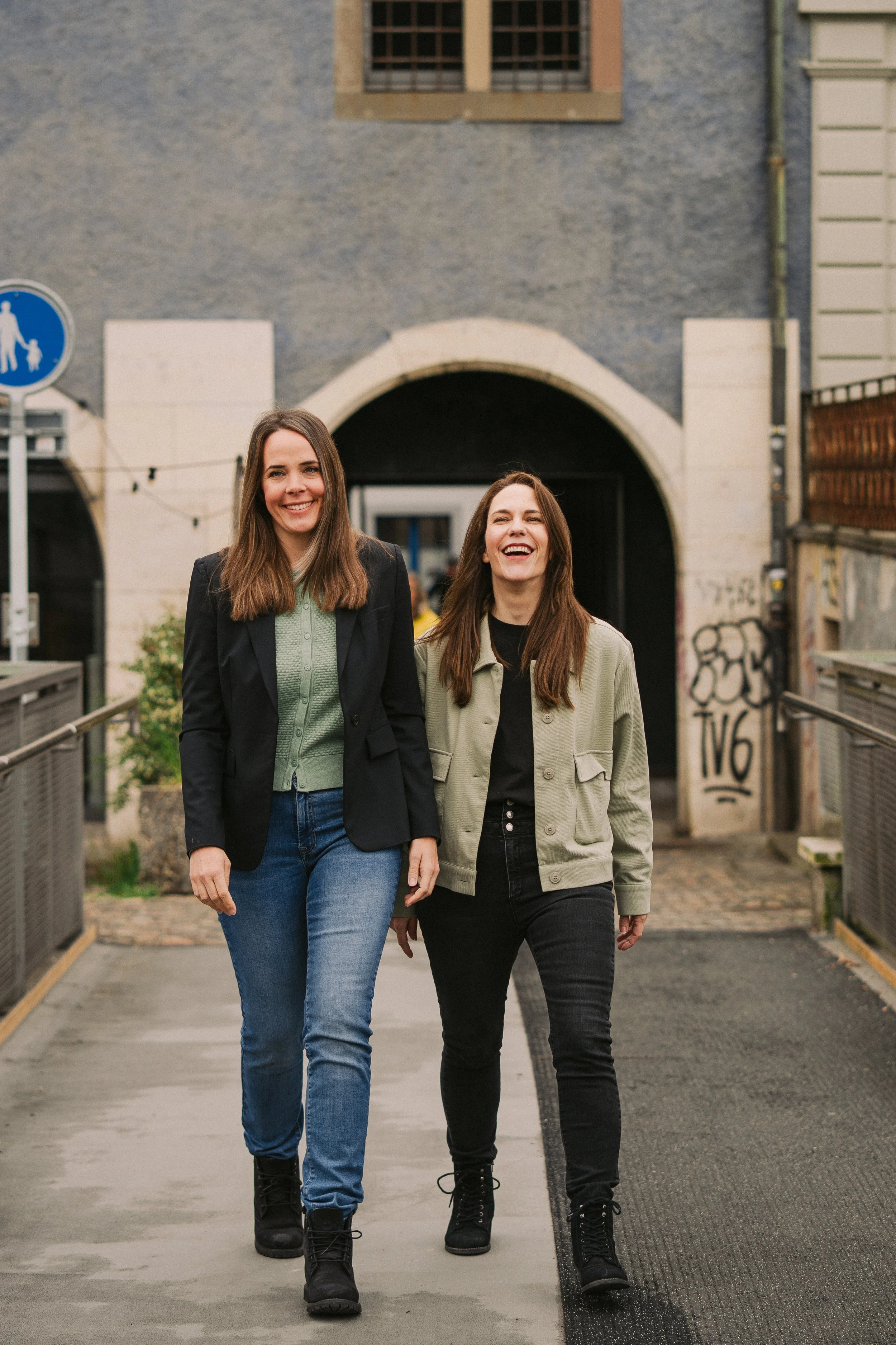Neevio Schaffhausen - Start Ups, Business Frauen, Fotoreportagen, Branding und Business Fotos, Business Portraits und Teamfotos - deine Fotografin in Schaffhausen, Winterthur, Zürich, Thurgau