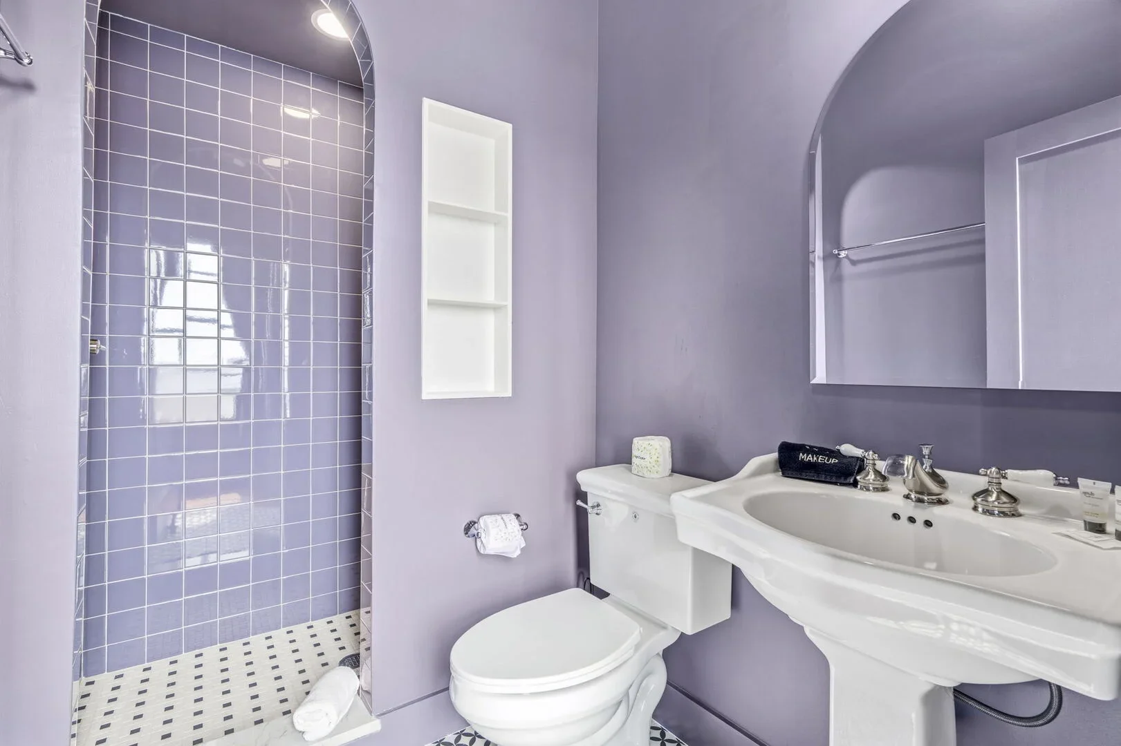 Amethyst Chamber bathroom in the 1886 Mollie Walters House