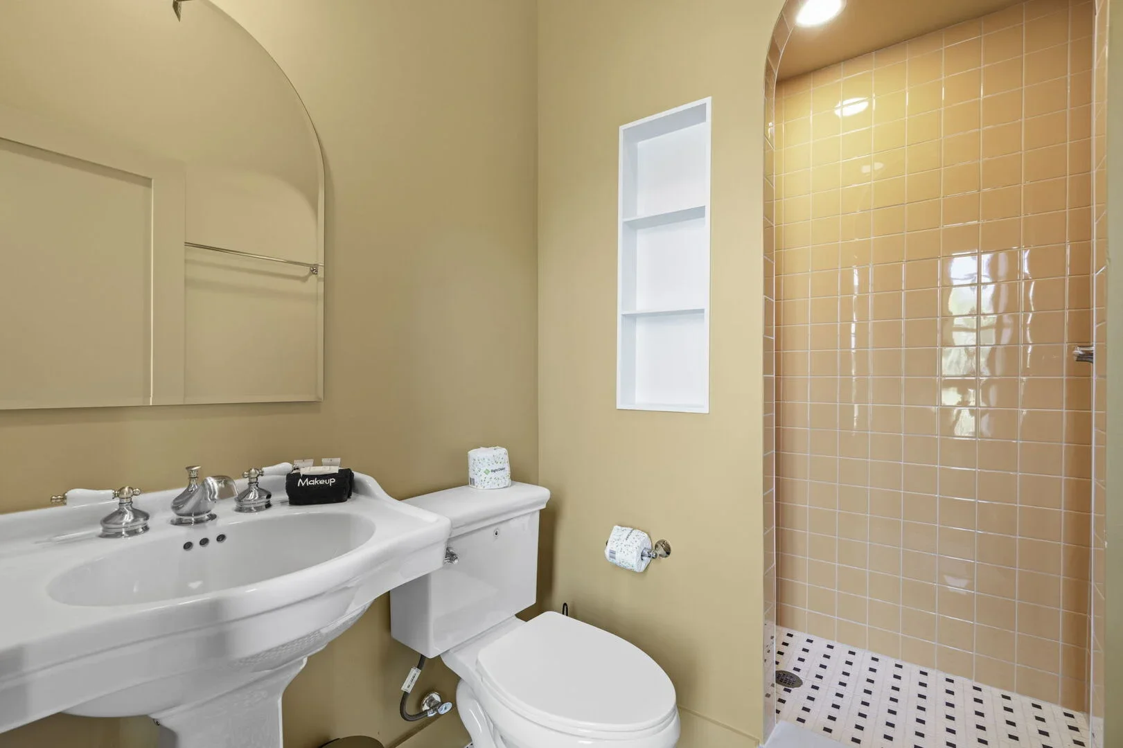 Gold Chamber bathroom in the 1886 Mollie Walters House