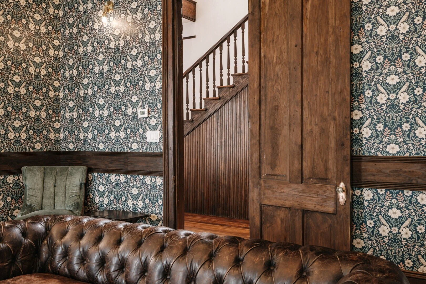 Mollie Walters Daisy Parlor view into the hallway