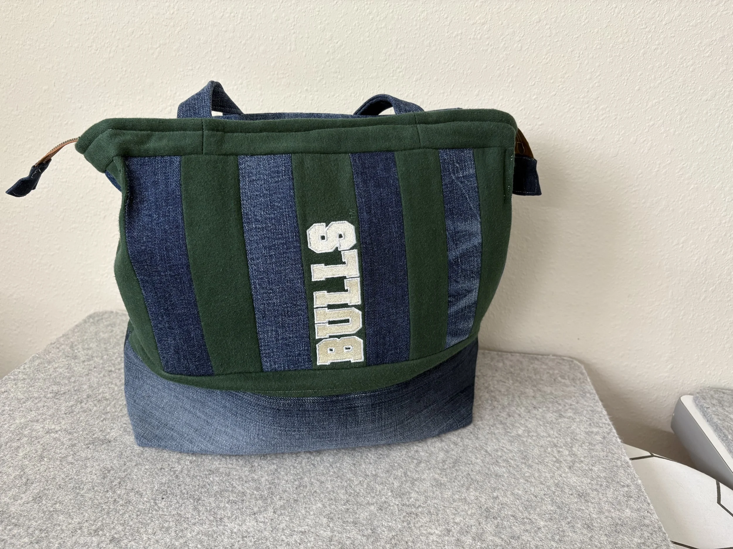 Bag_USF_tote_back.jpeg