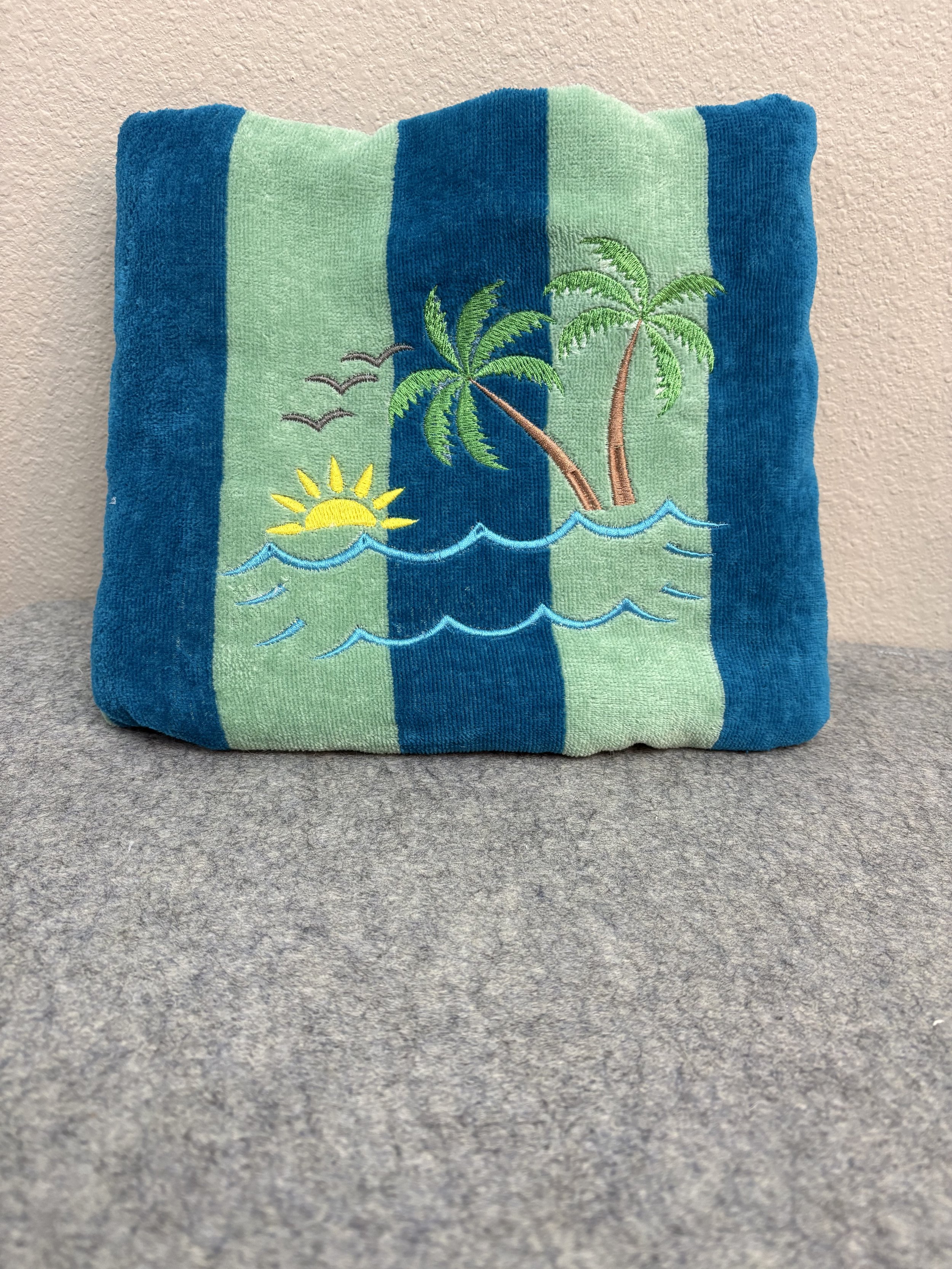 Beach_Towel_Palm.jpeg