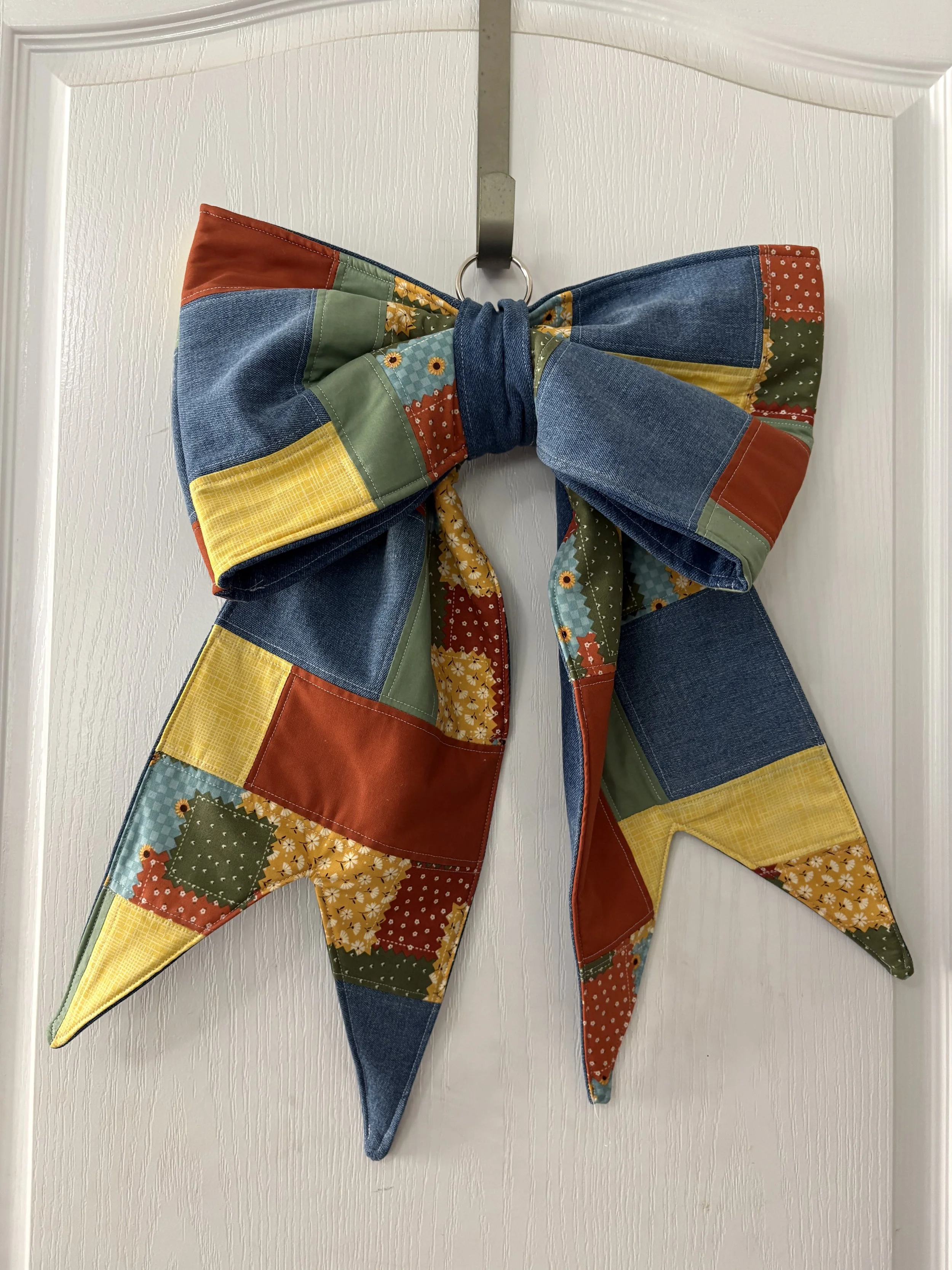 Giant_Bow_Patch_Sunflower.jpeg