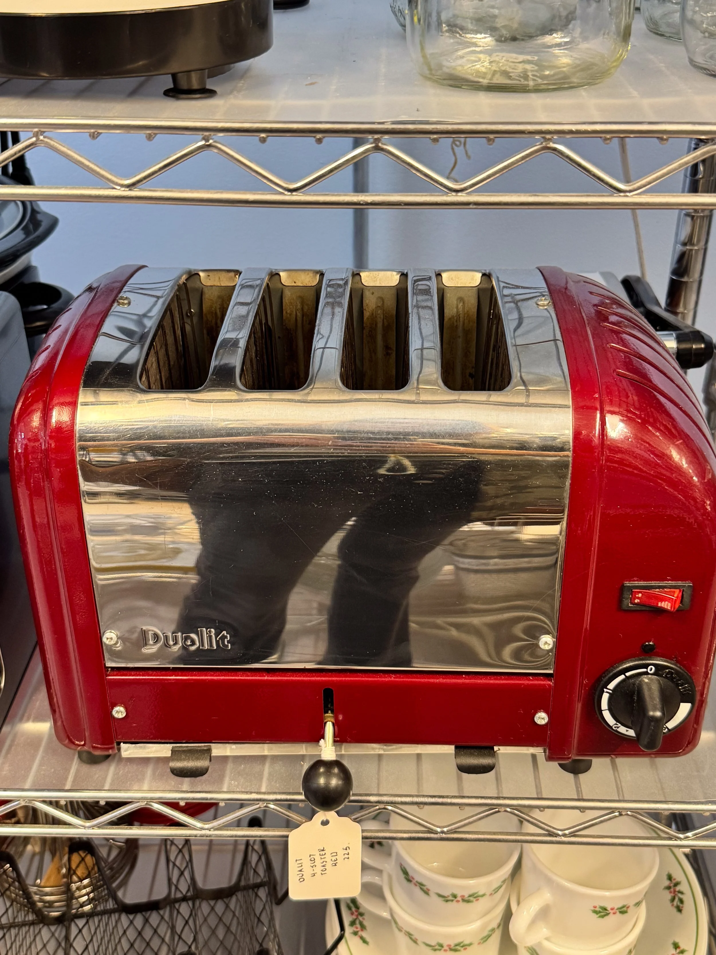 dualit-4-slot-toaster-red-front.jpg