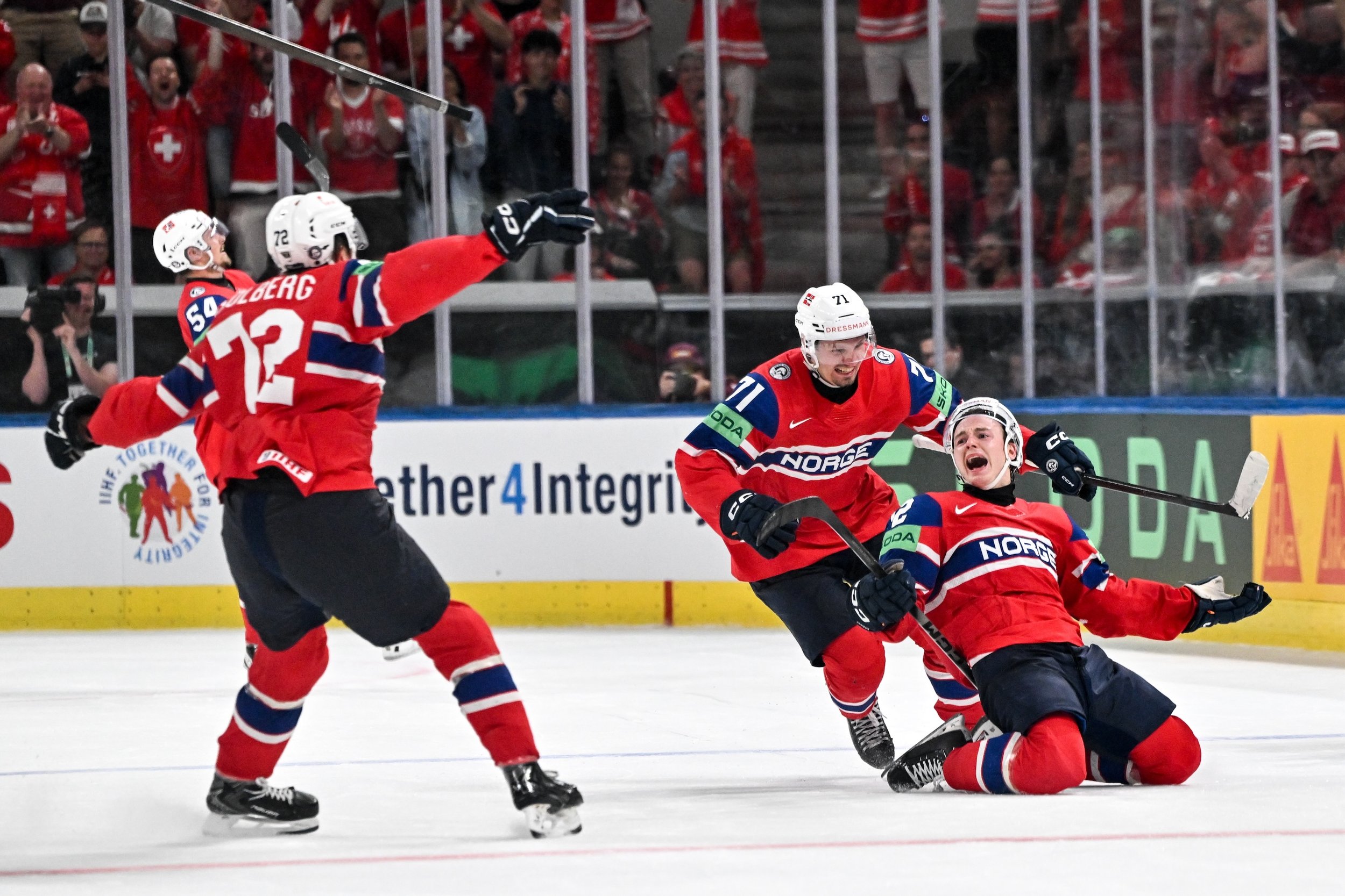 Noah Steen celebrates after scoring the bronze-medal-clinching goal 